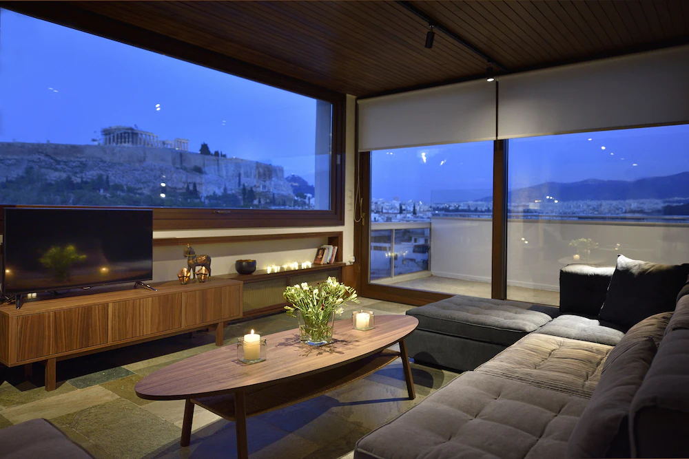 Karyatis Luxury Maisonette by K&K