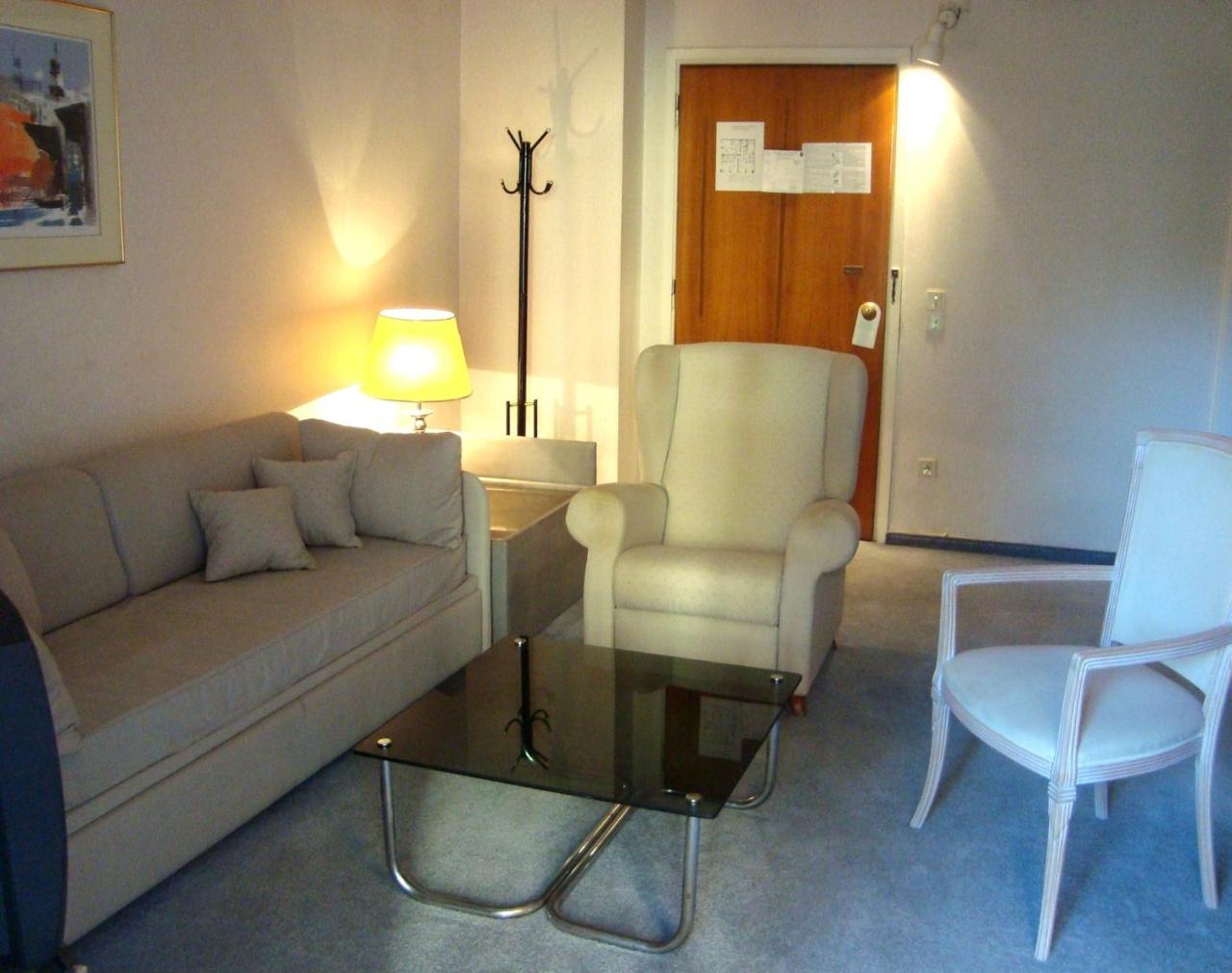 Lion Hotel