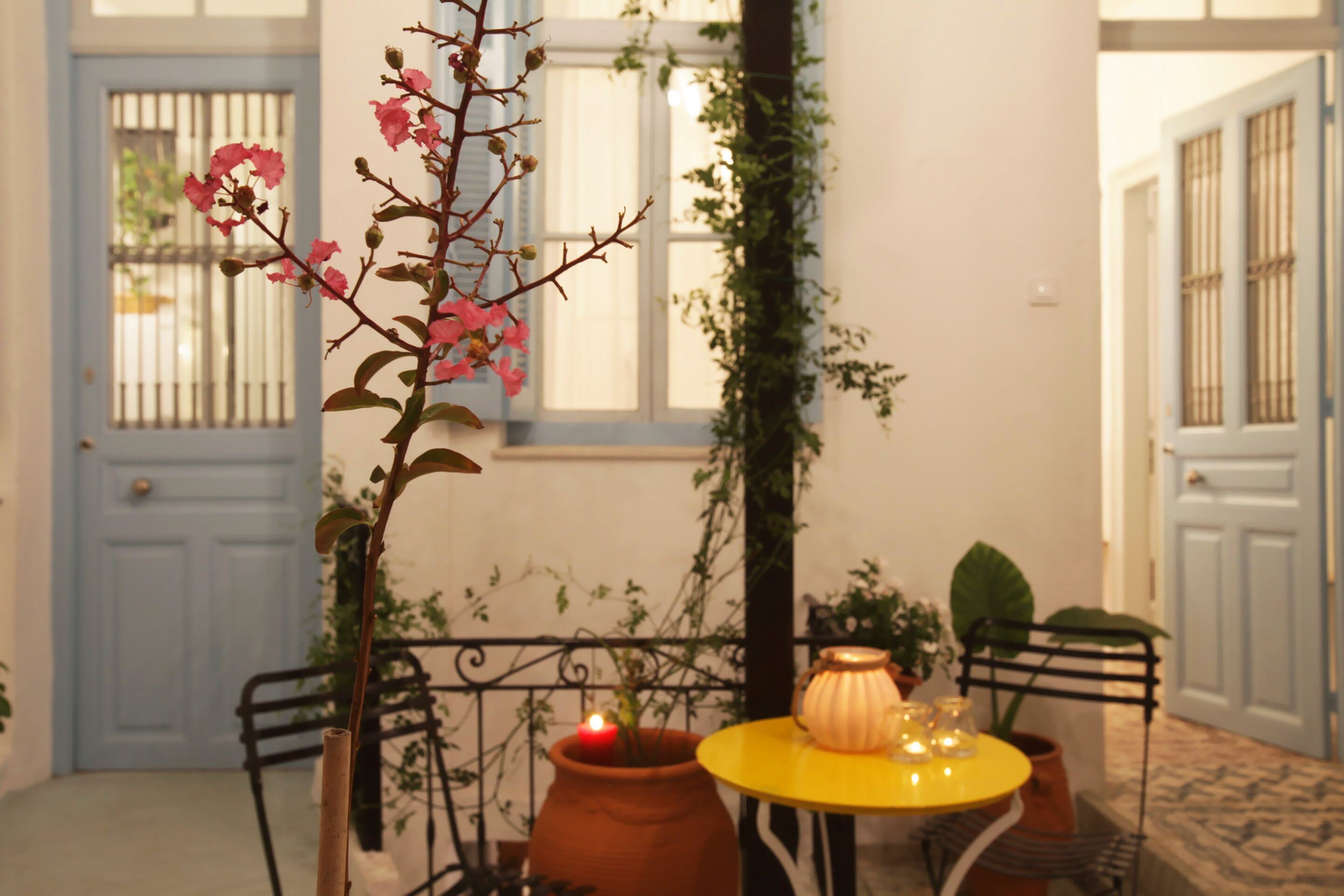 Live in Athens, Thiseio Historic House