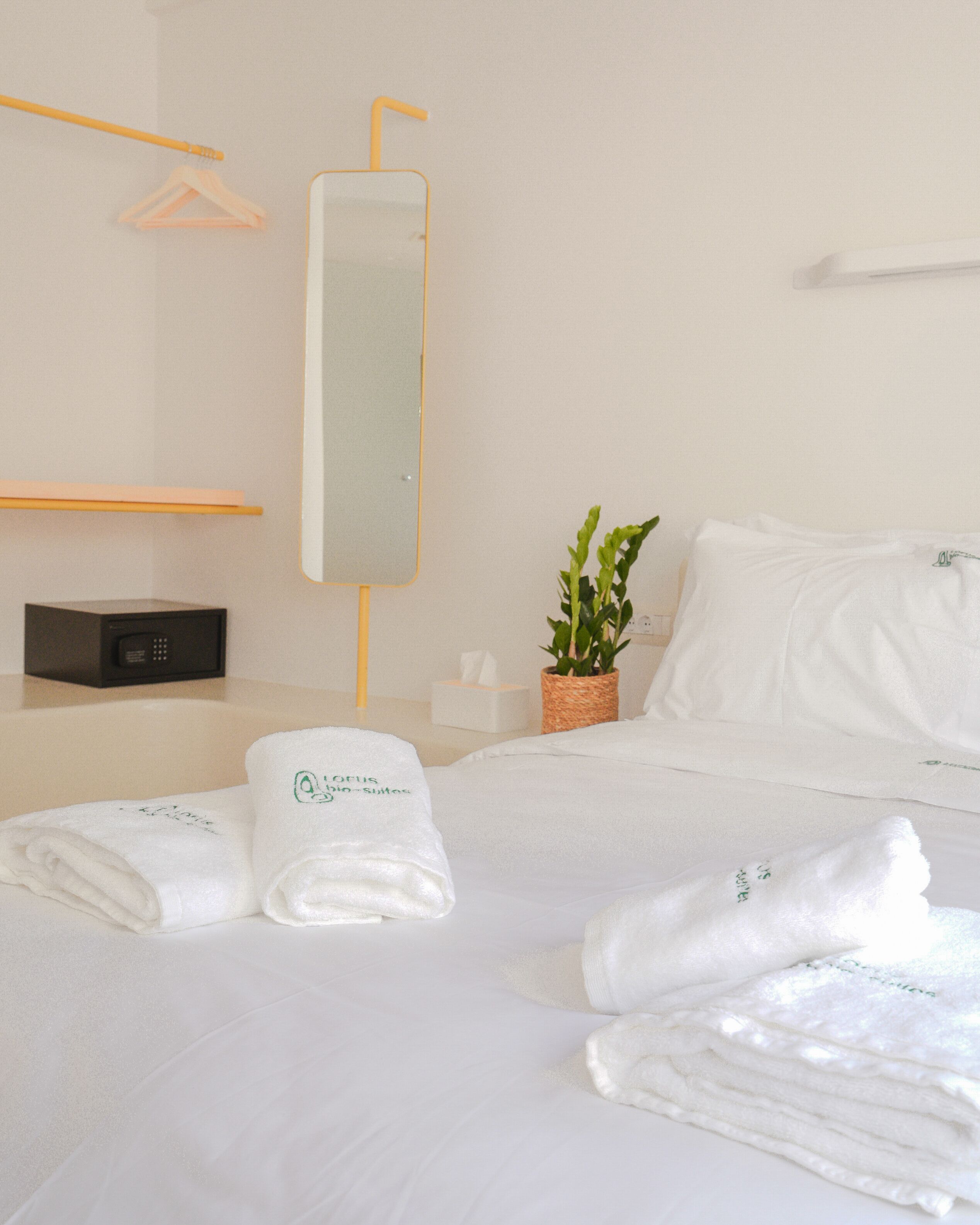 Lofus Bio-Suites