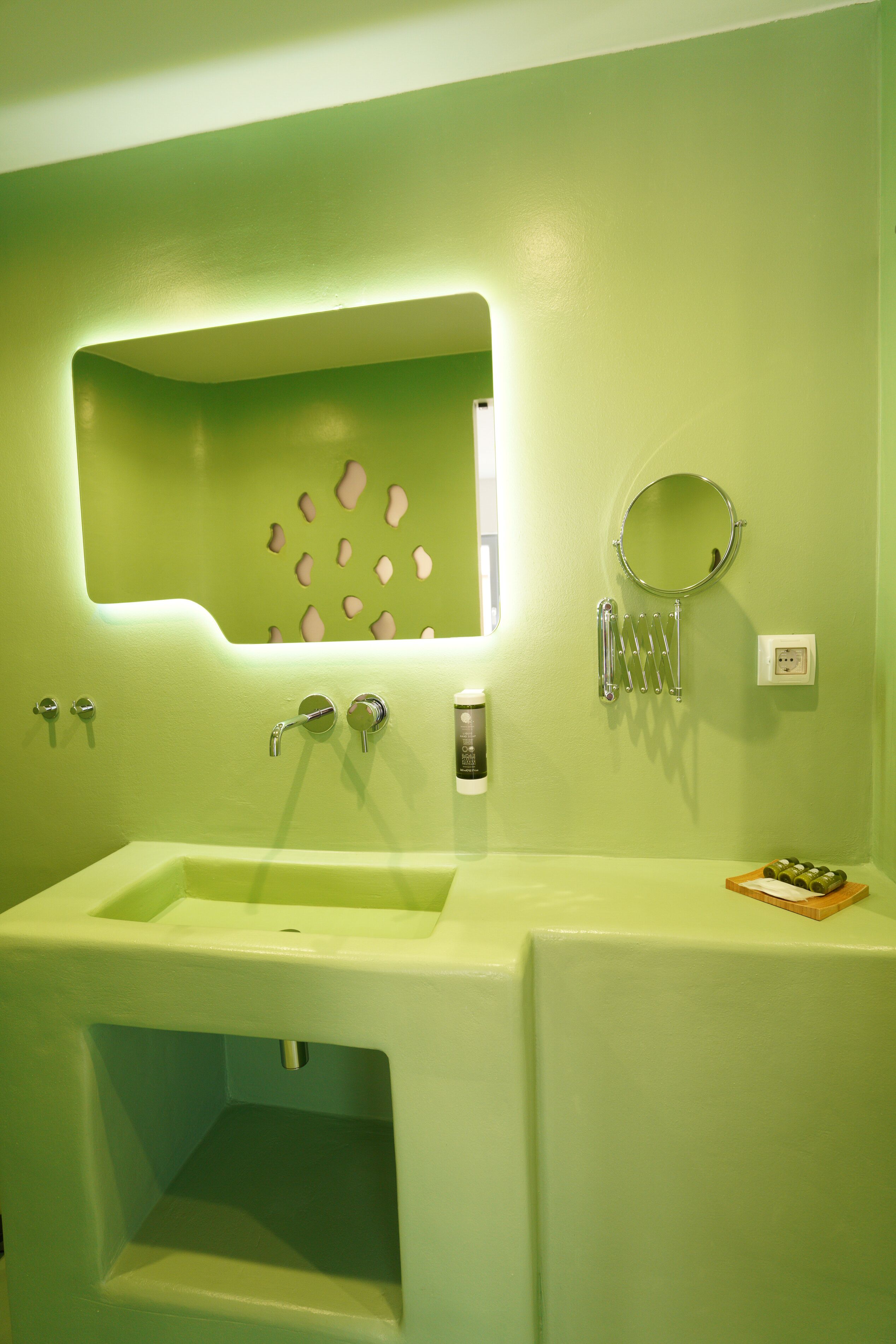 Lofus Bio-Suites
