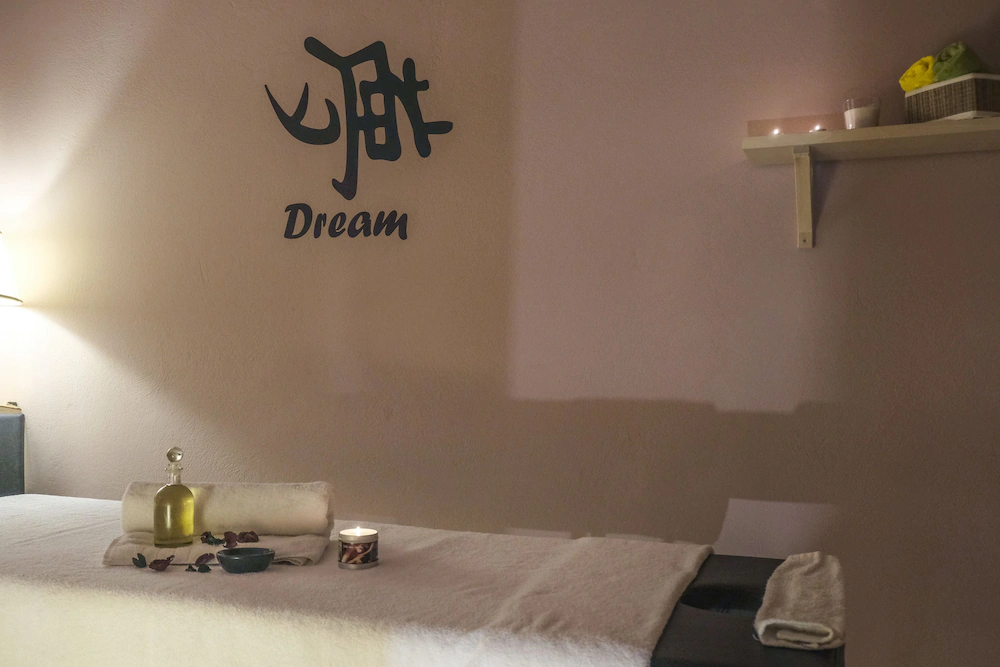 Lotus Inn
