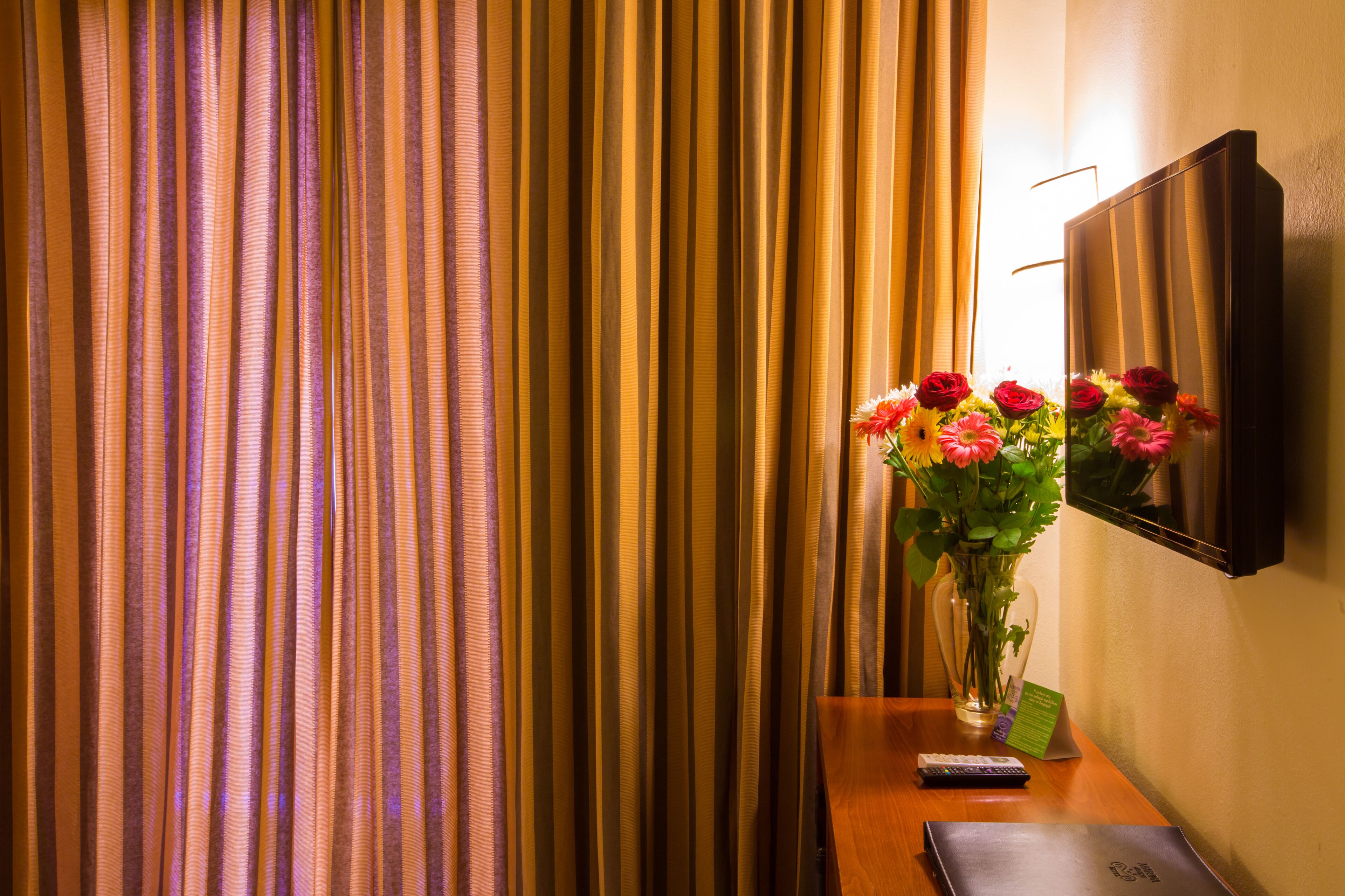 Marina Athens Hotel