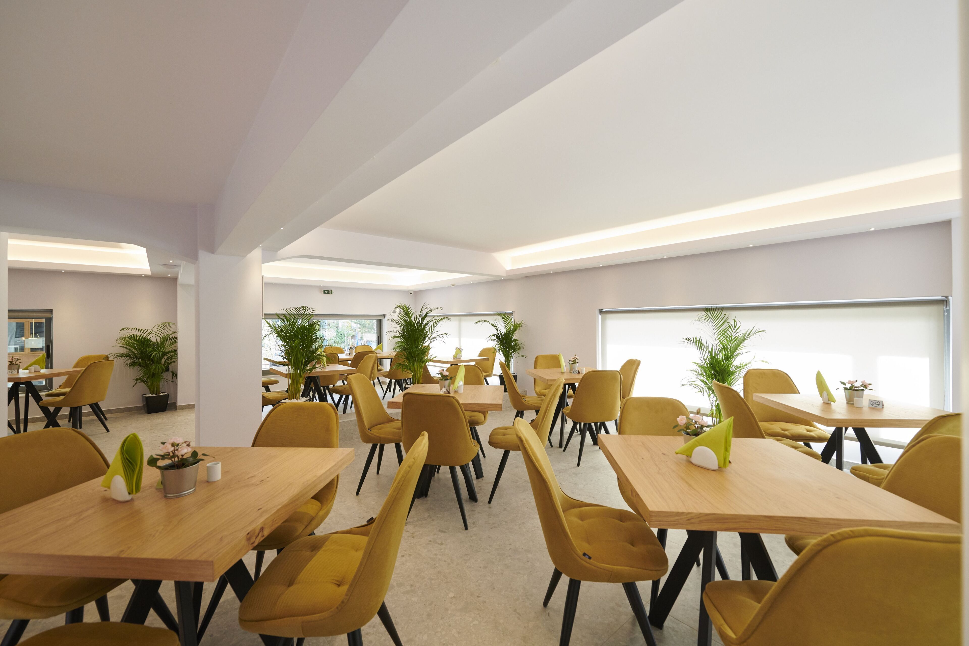 Meni Hotel