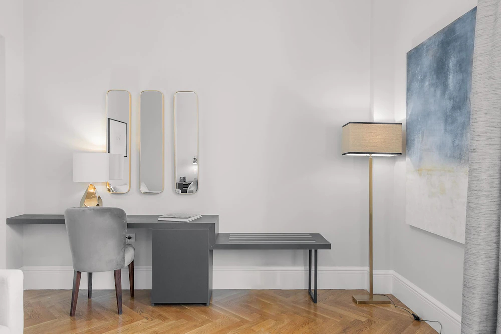 Mira Me Athens Boutique Hotel