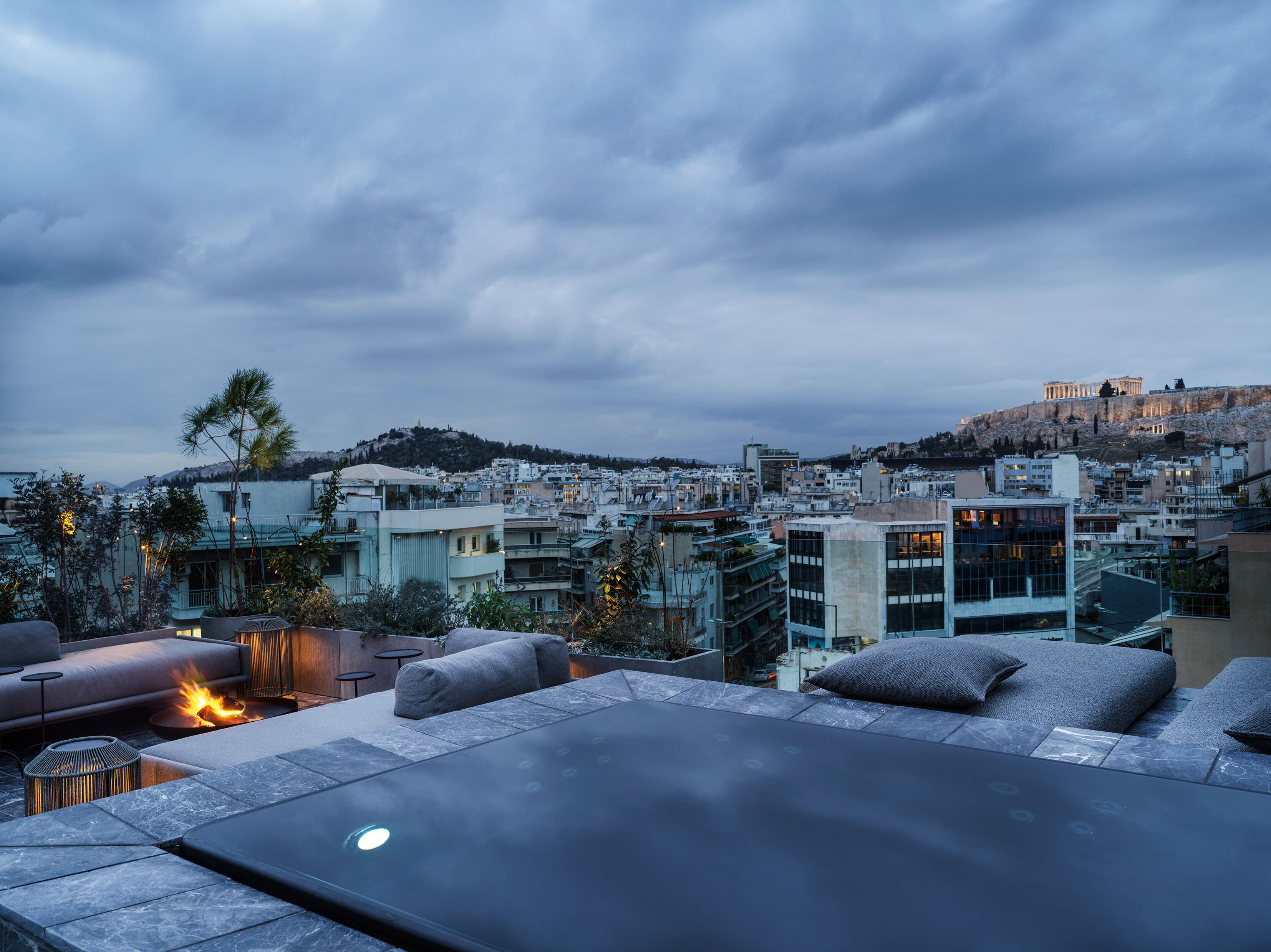 Monastik Living In Athina