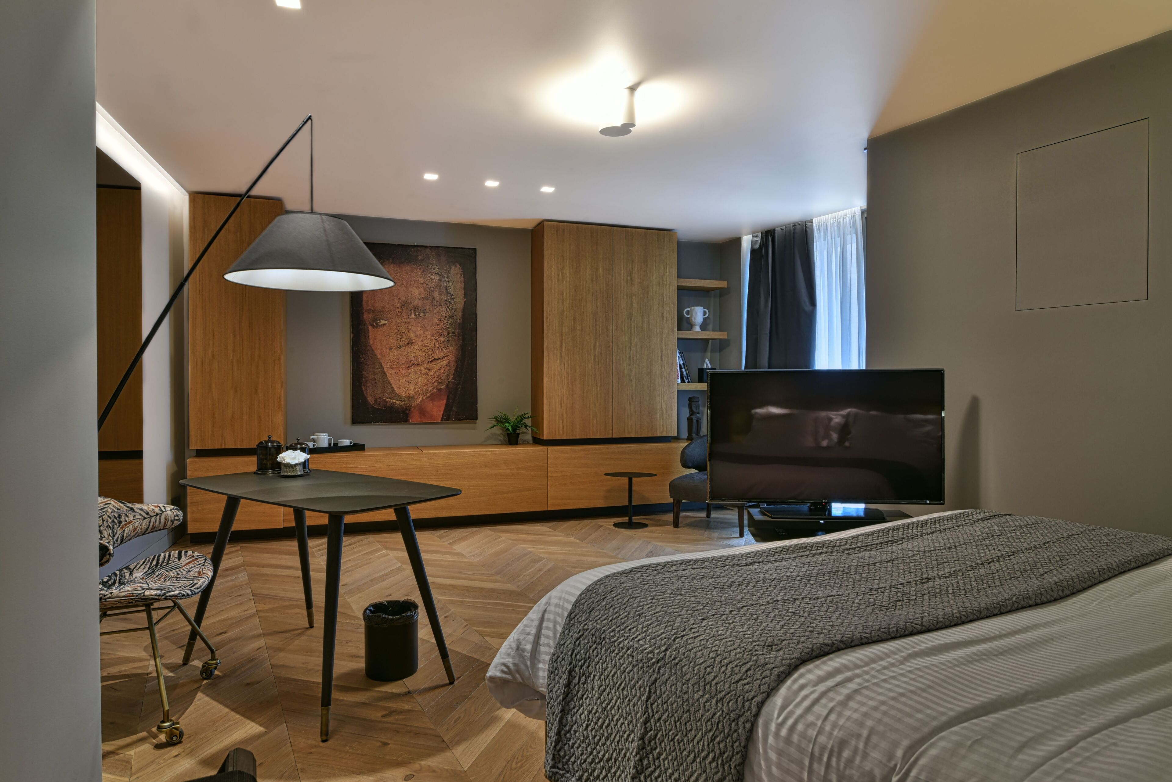 Nikiou Suites Luxury Residence