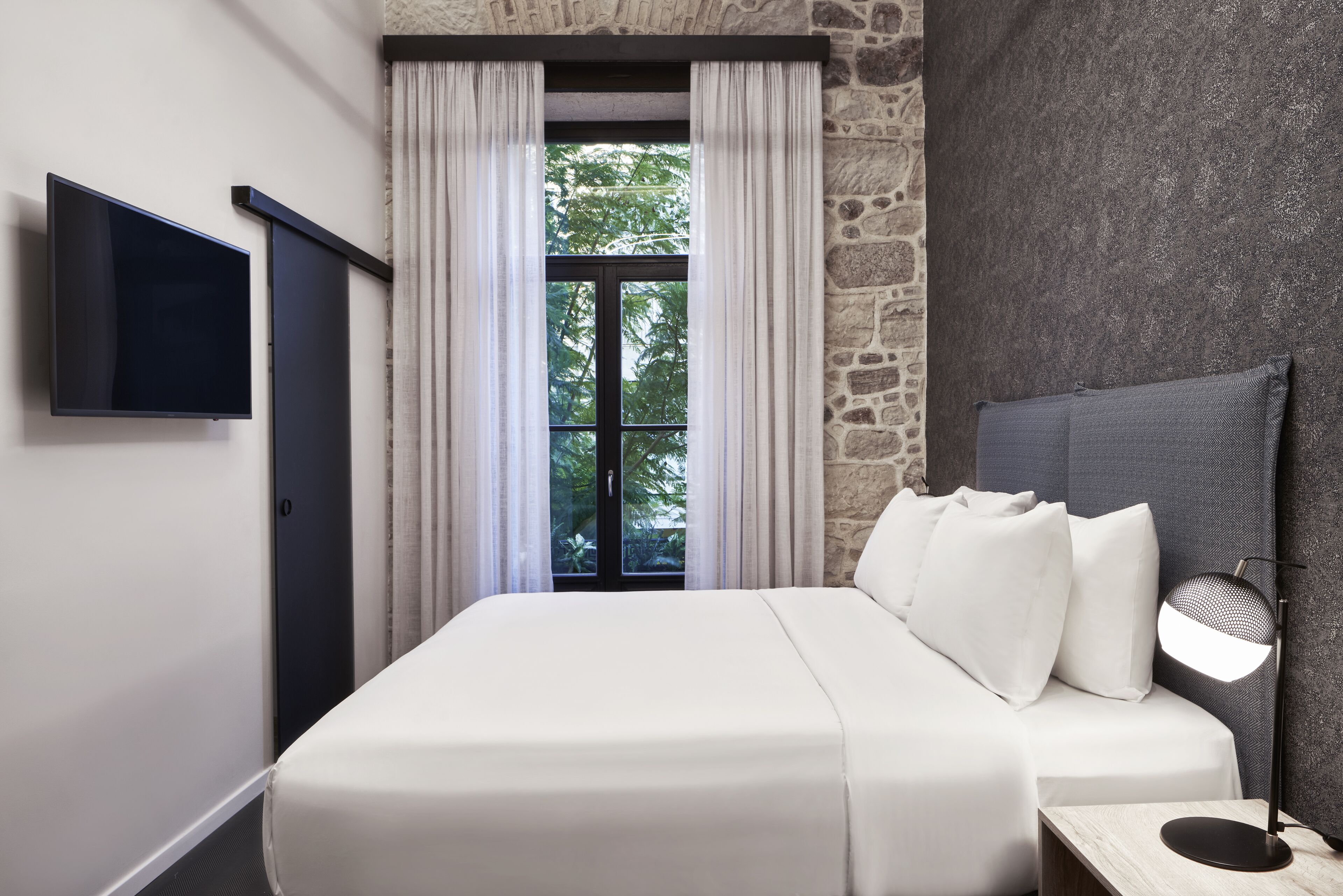 NLH Monastiraki Hotel
