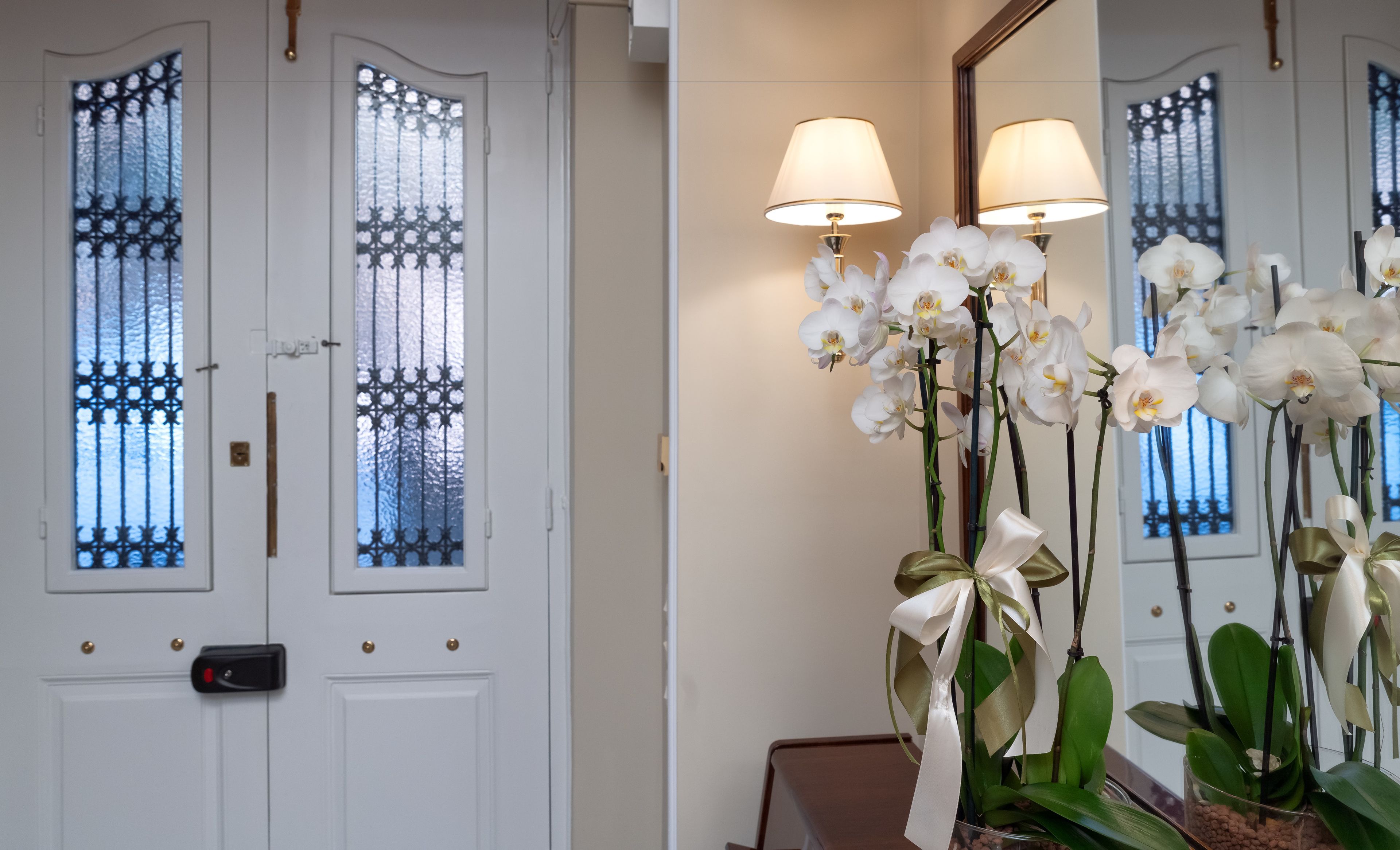 Noble Suites