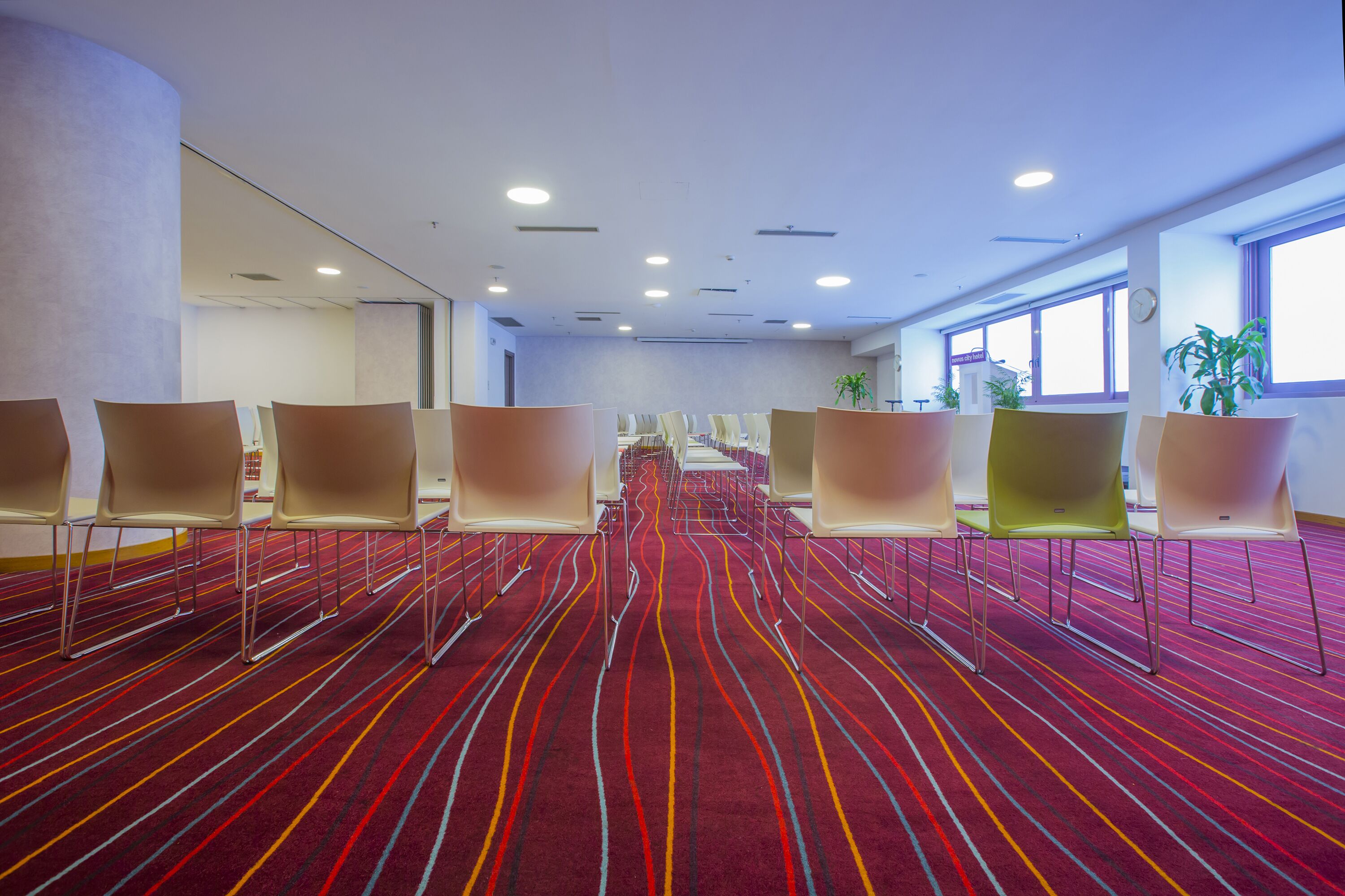 Novus City Hotel