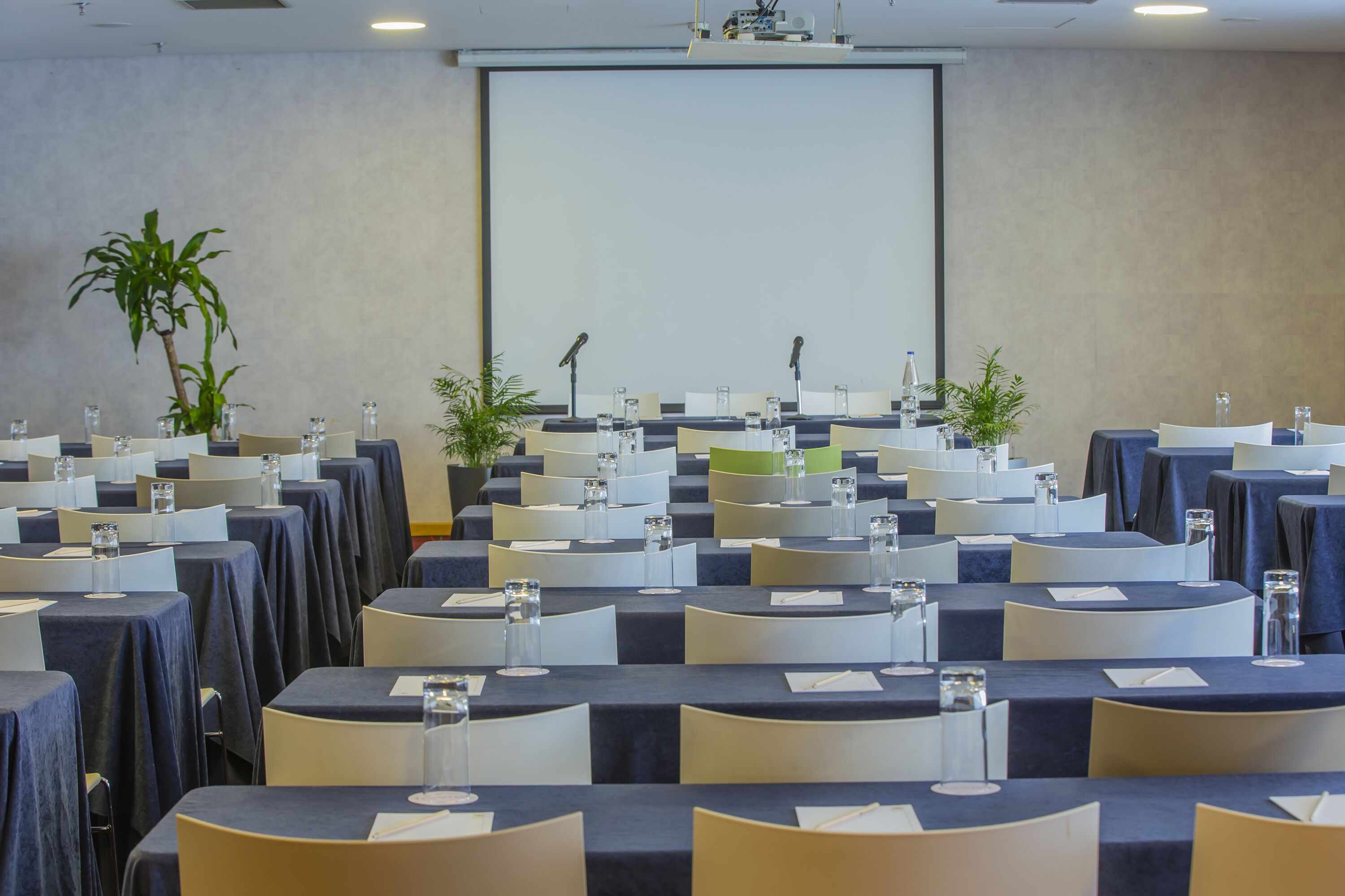 Novus City Hotel