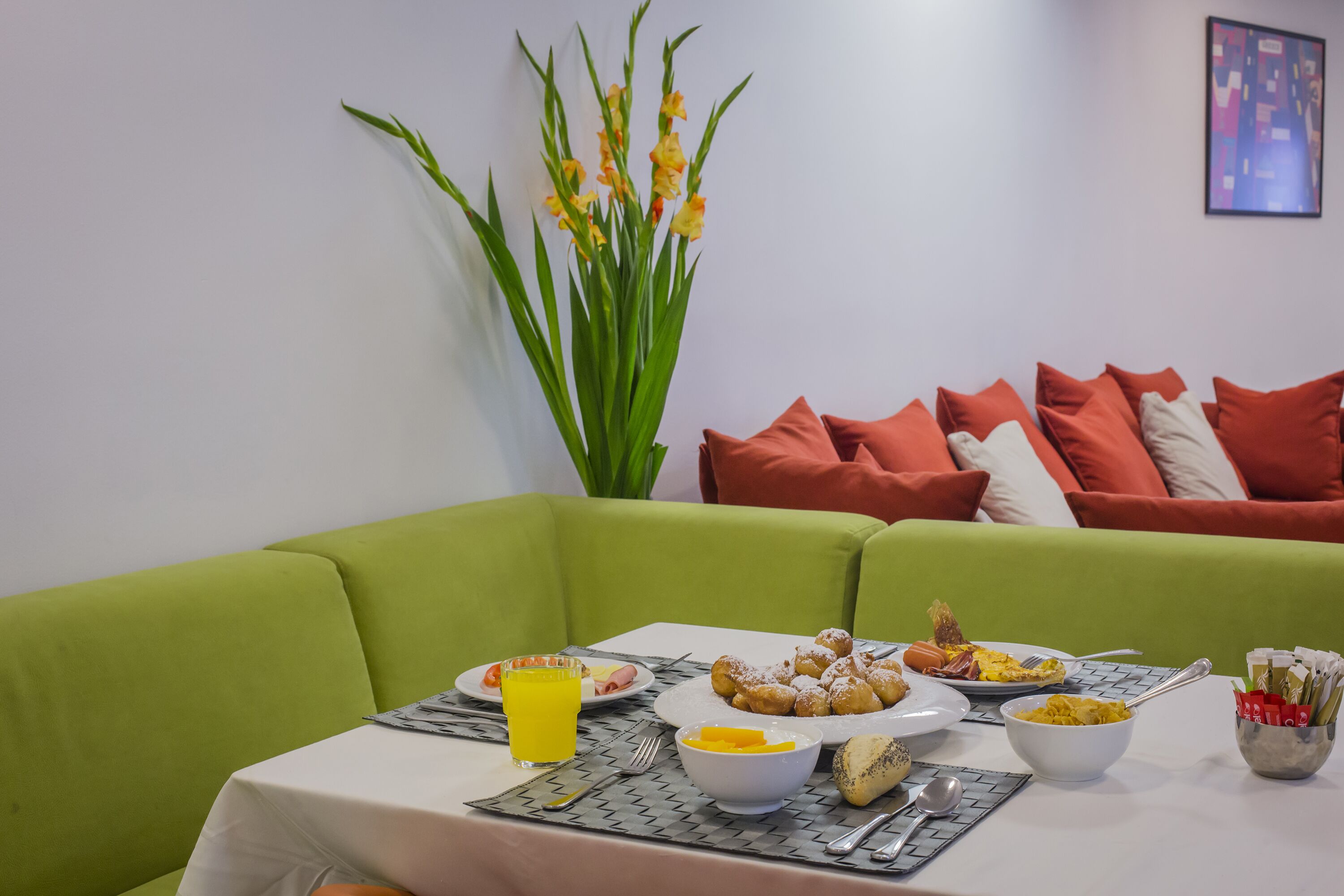 Novus City Hotel