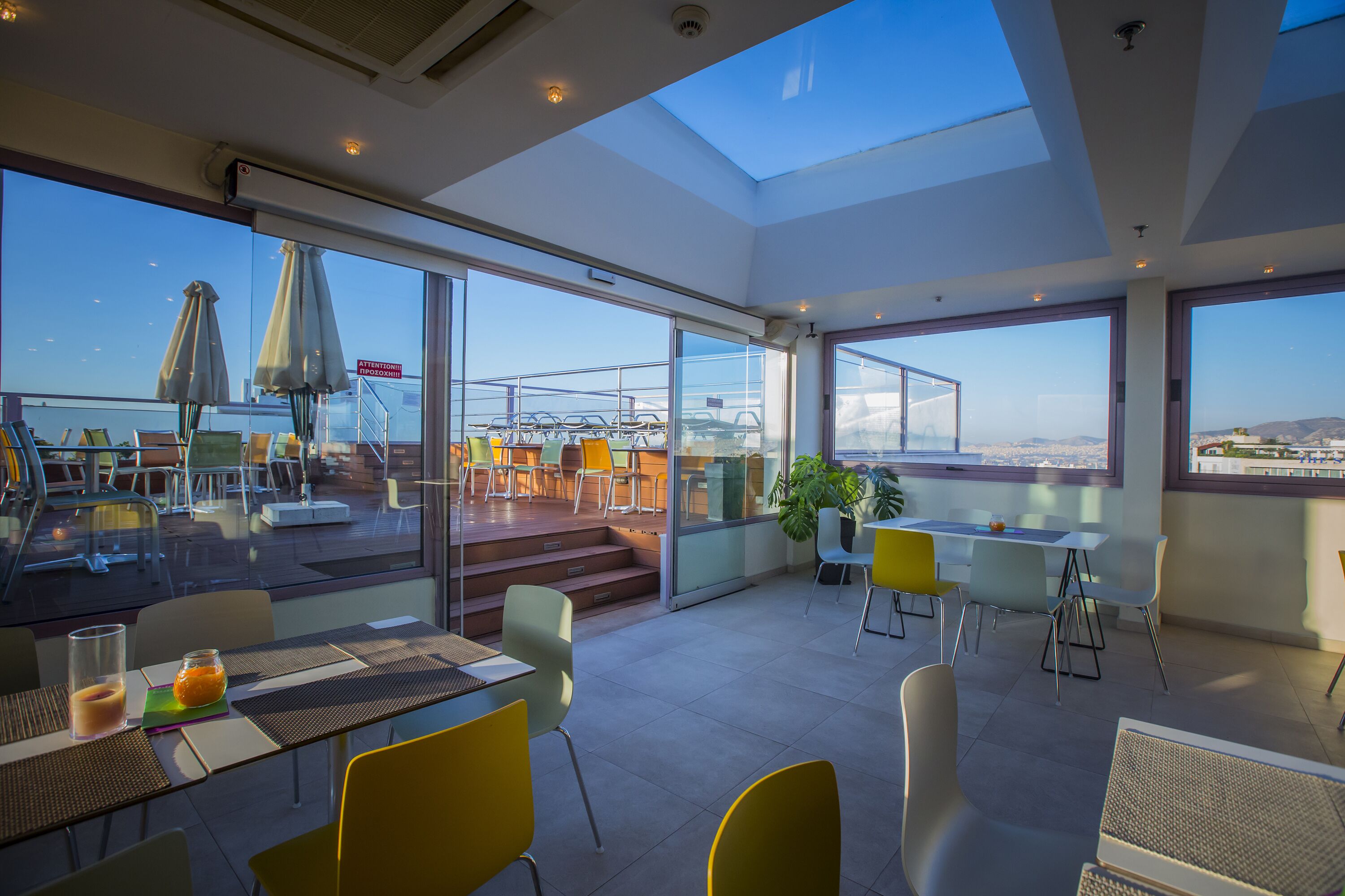 Novus City Hotel
