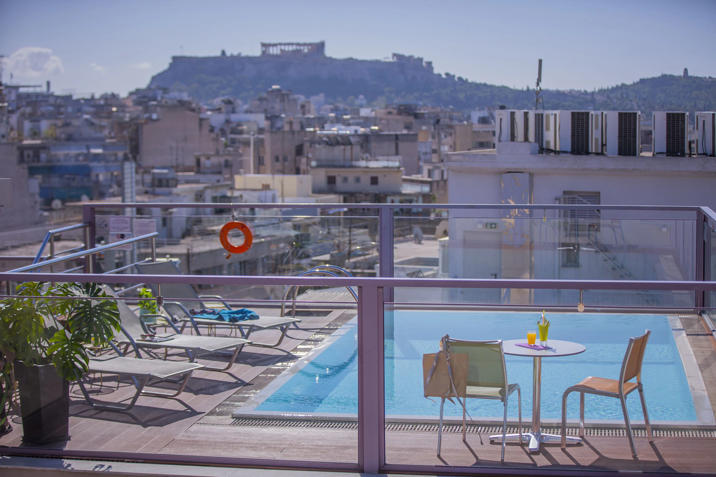 Novus City Hotel