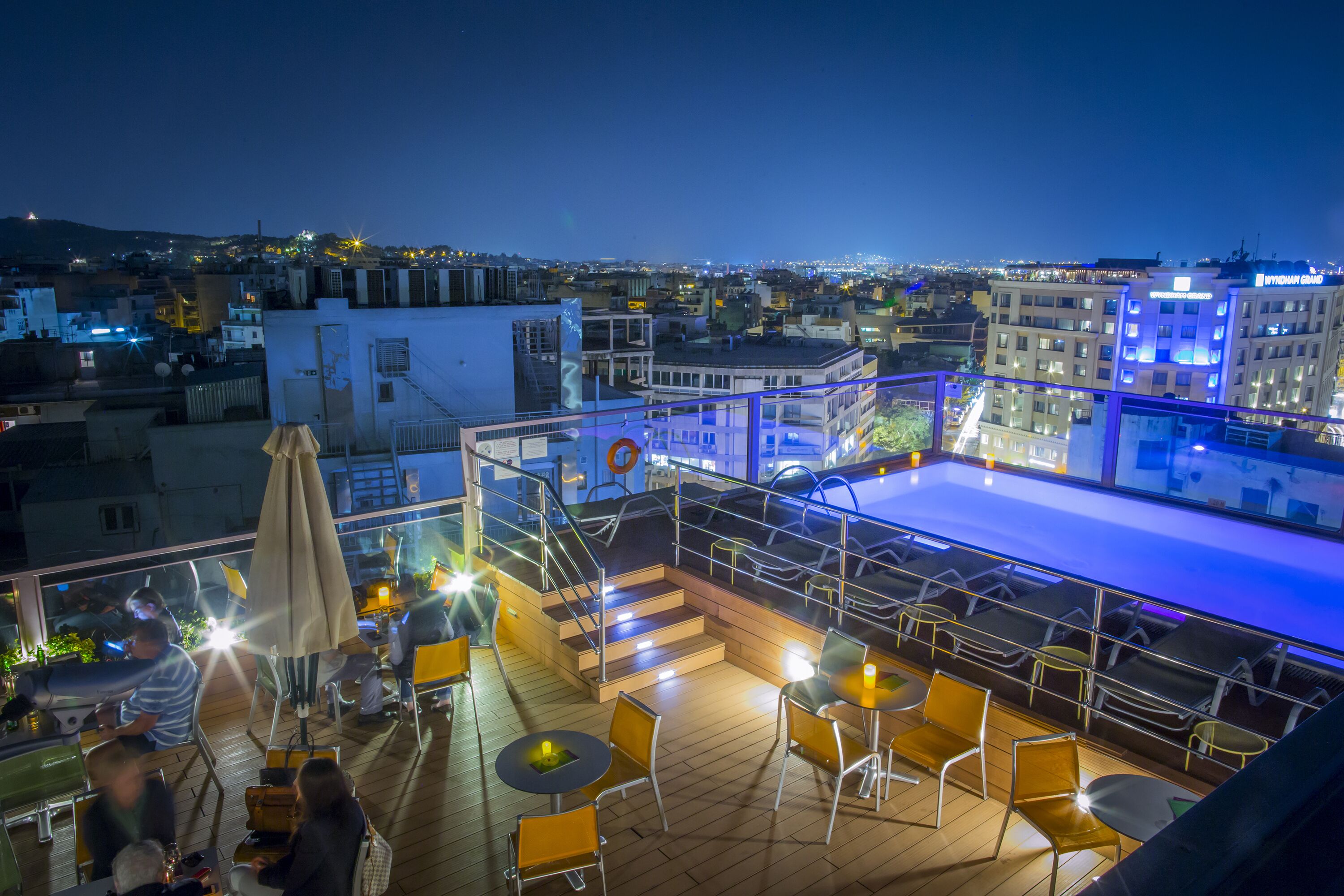 Novus City Hotel