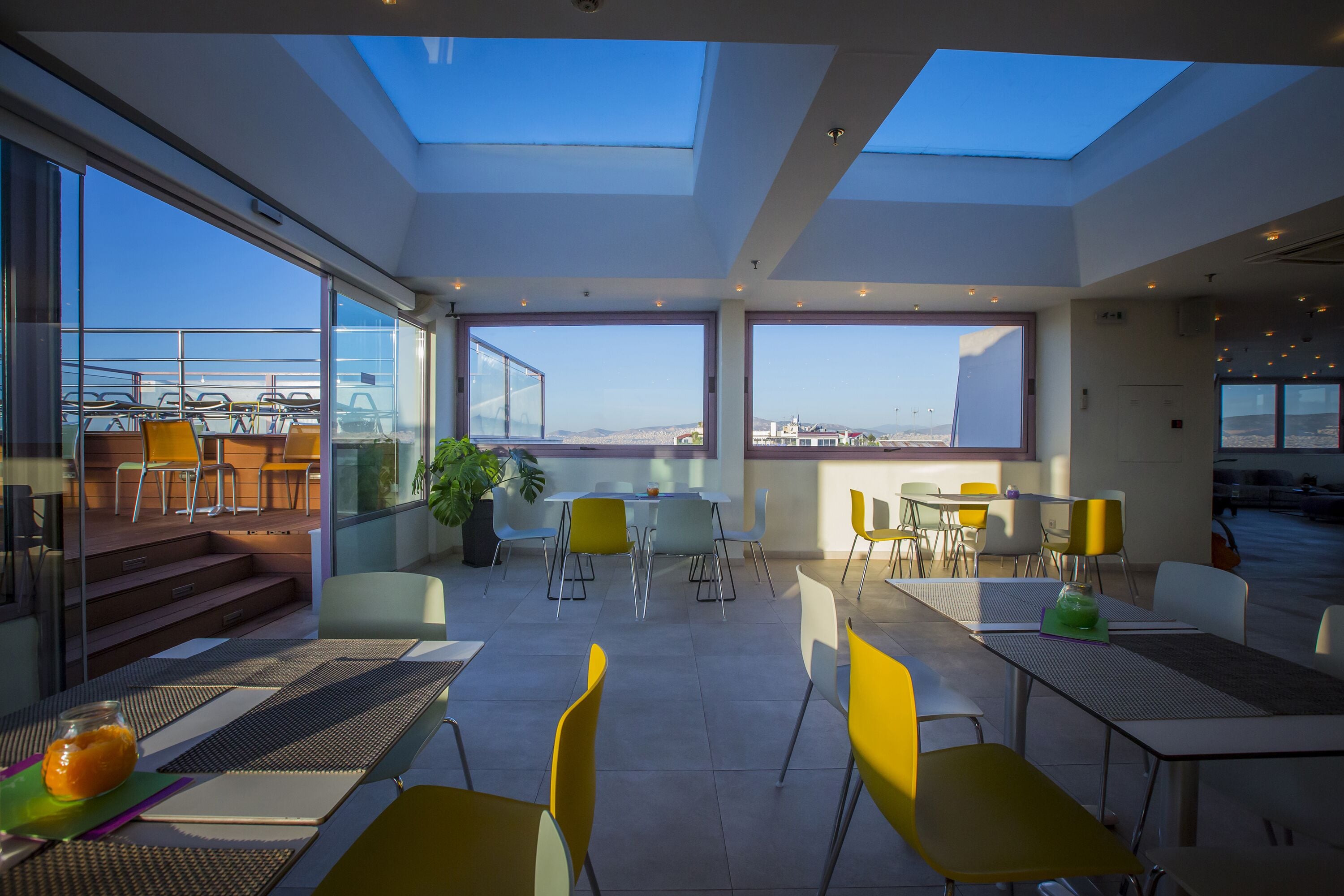 Novus City Hotel