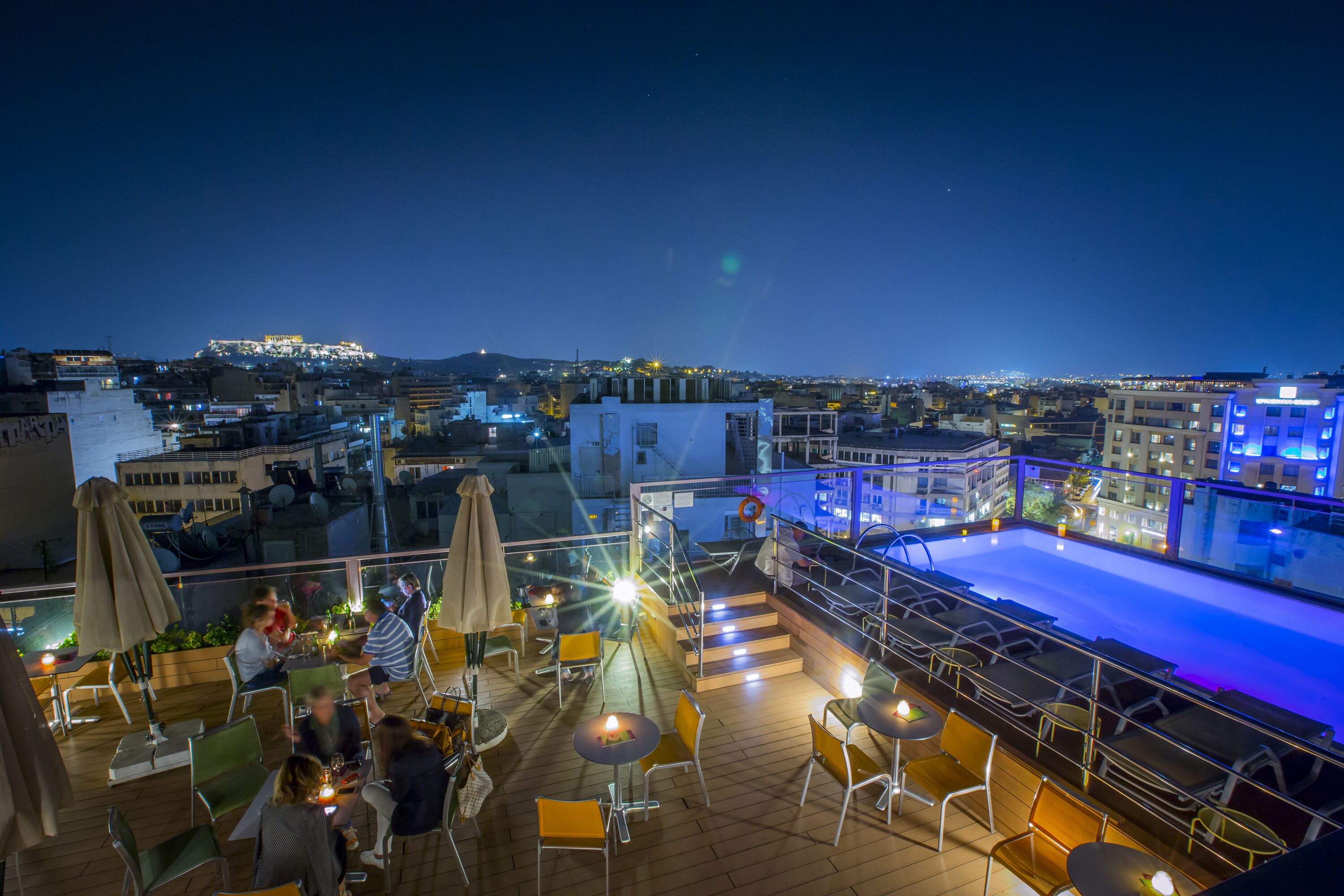 Novus City Hotel
