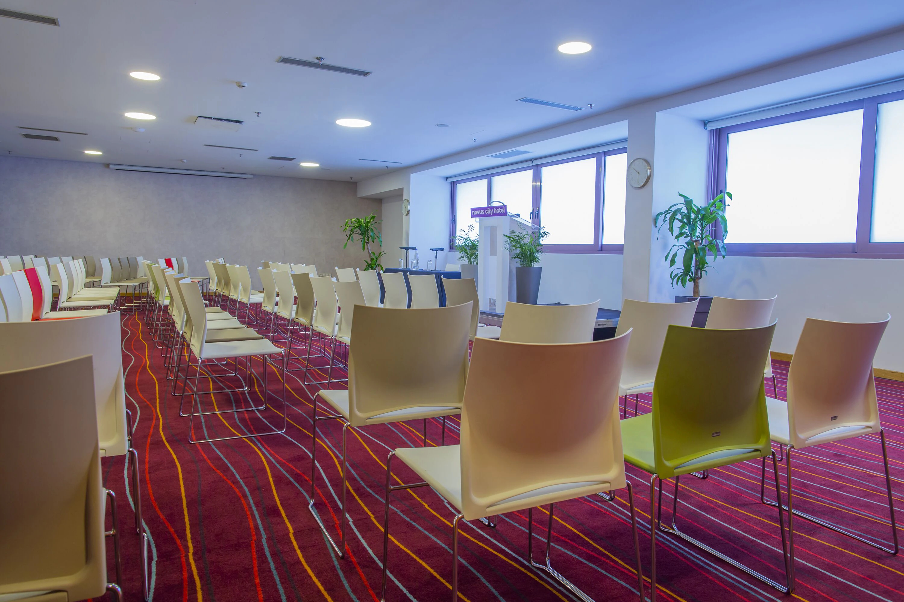 Novus City Hotel