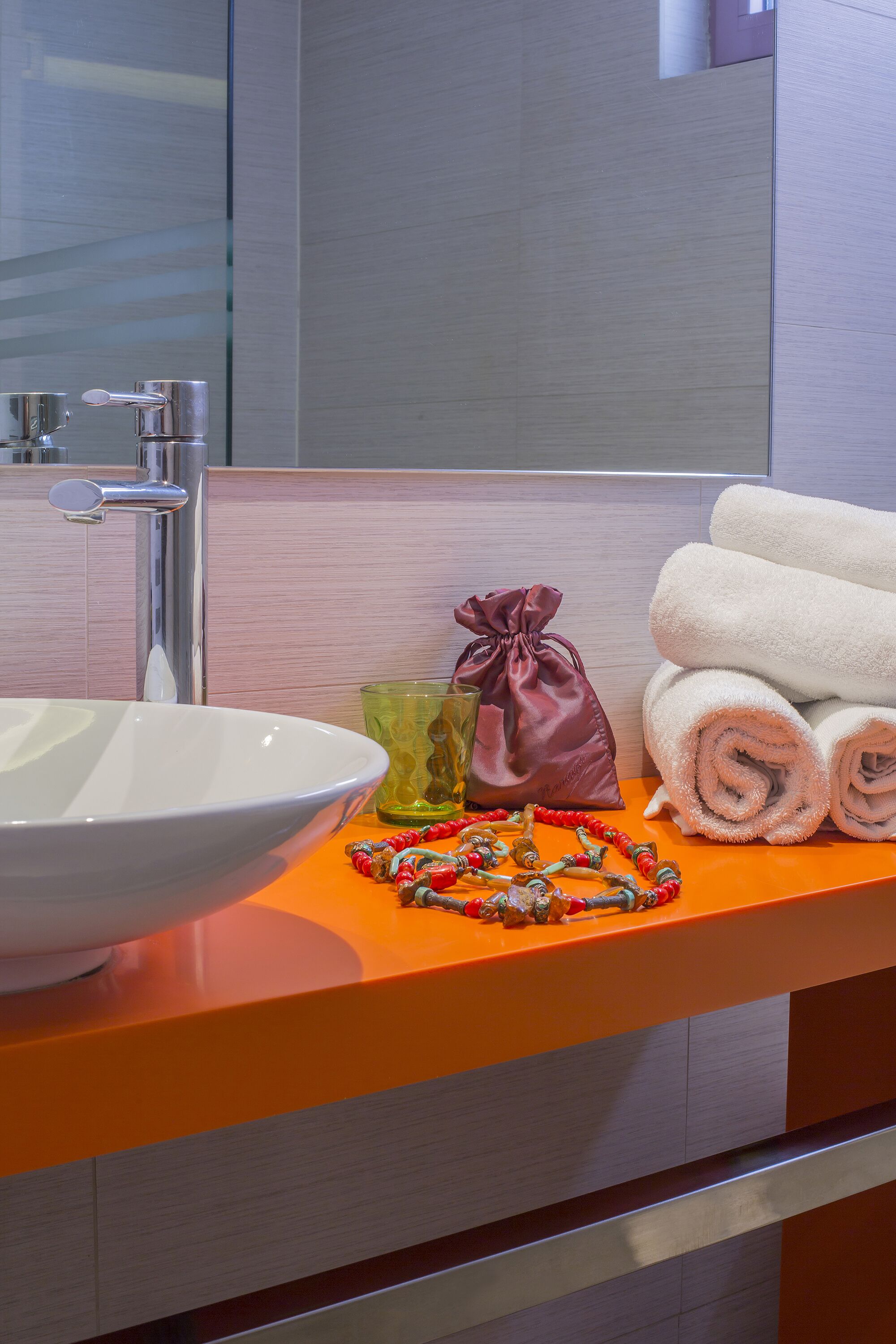 Novus City Hotel