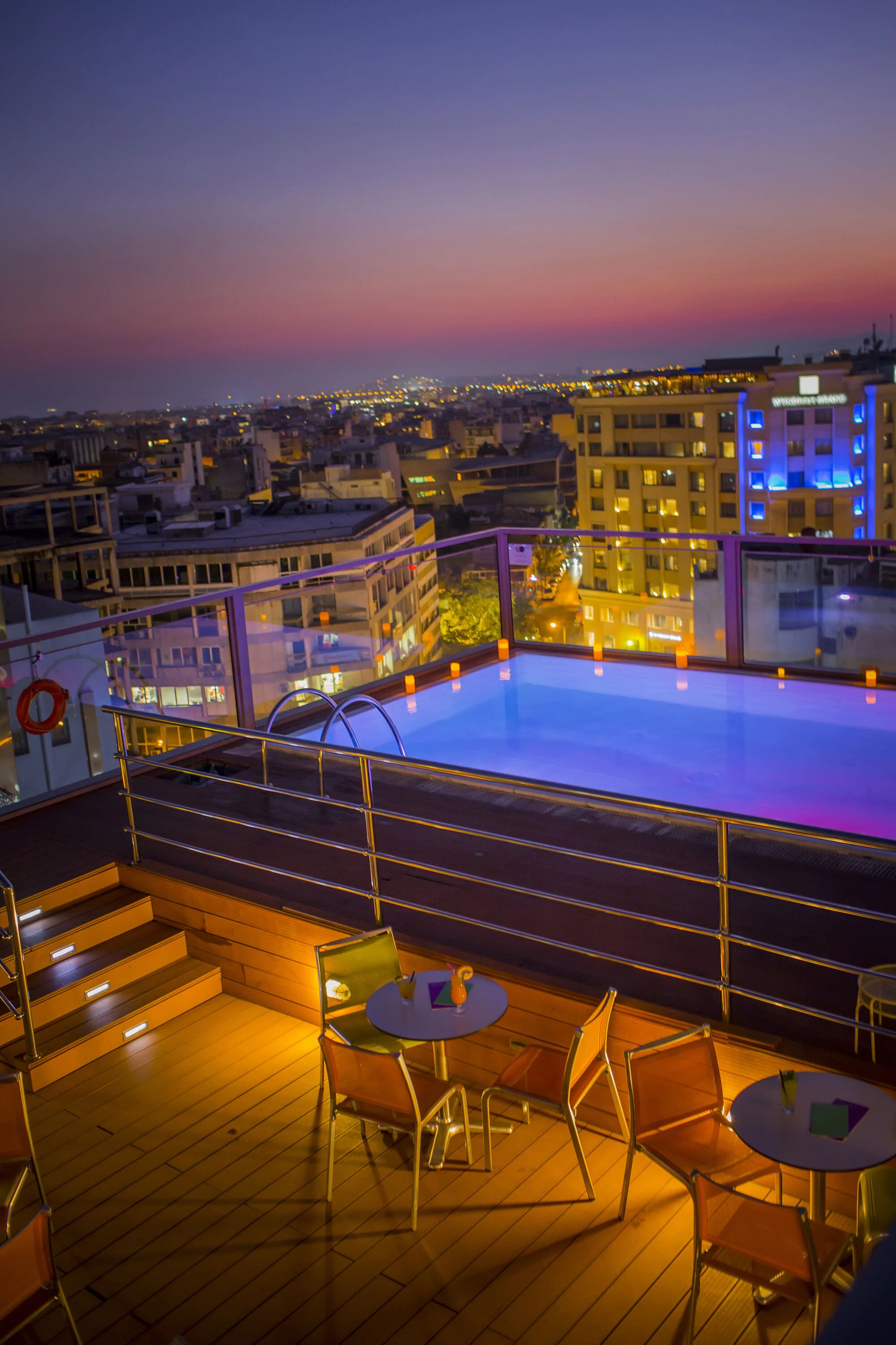 Novus City Hotel