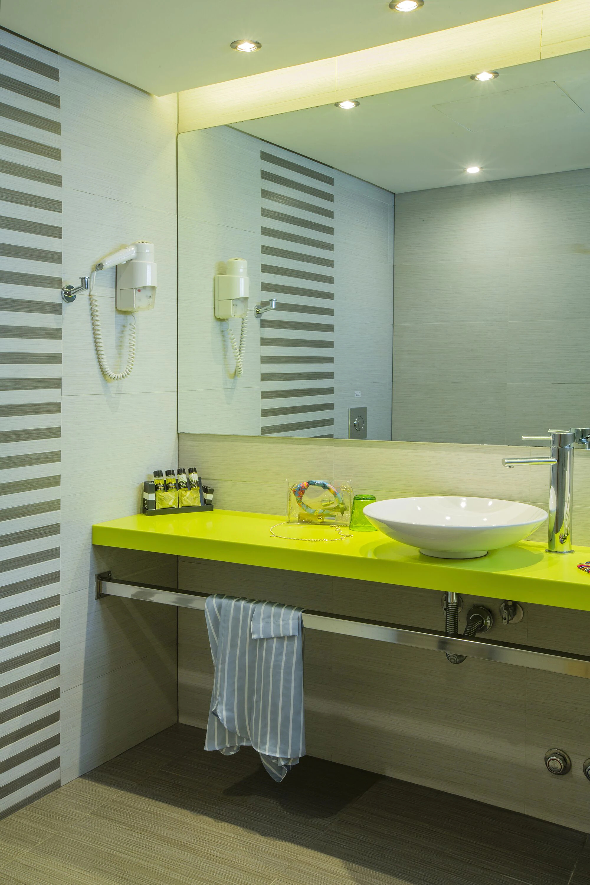 Novus City Hotel
