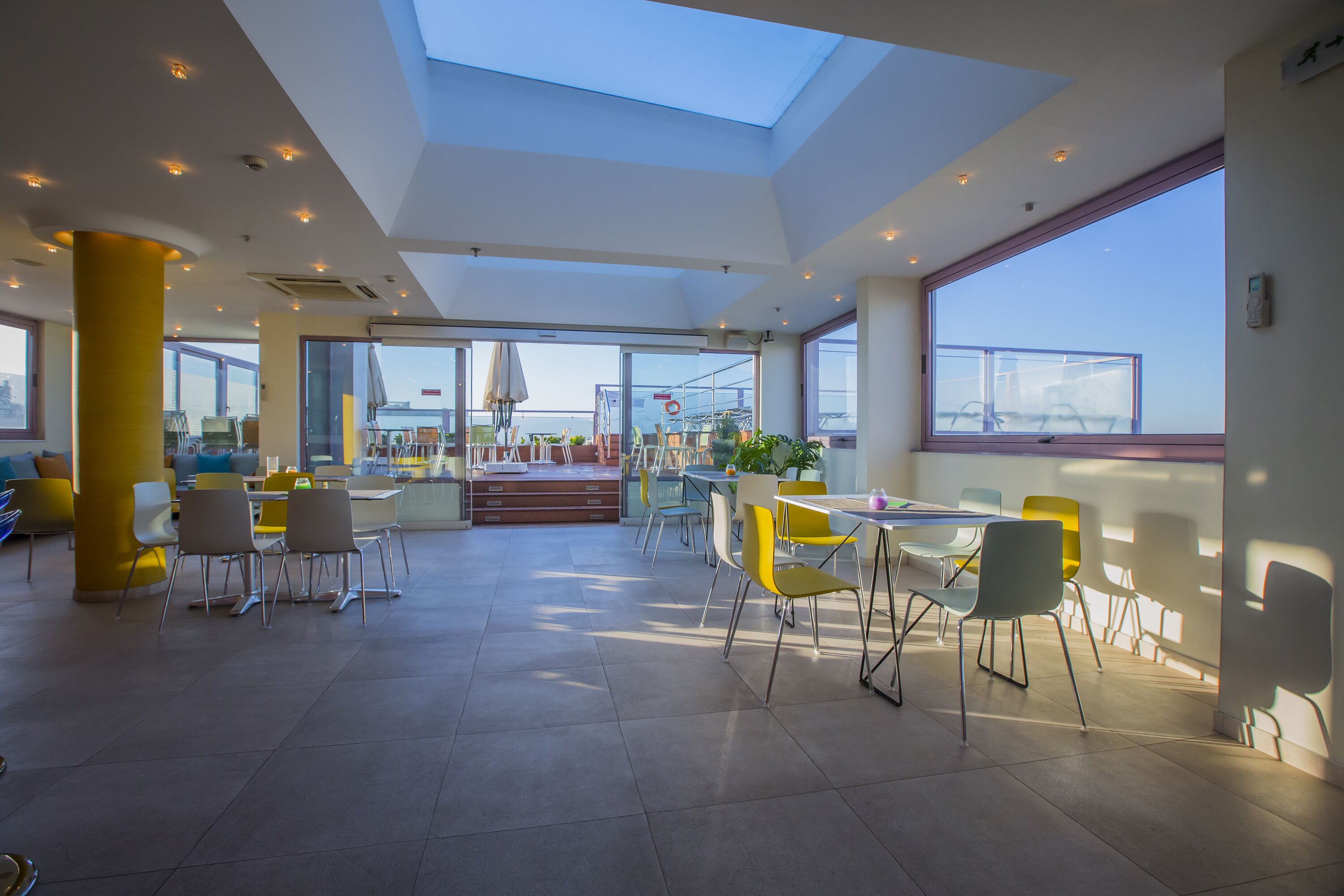 Novus City Hotel