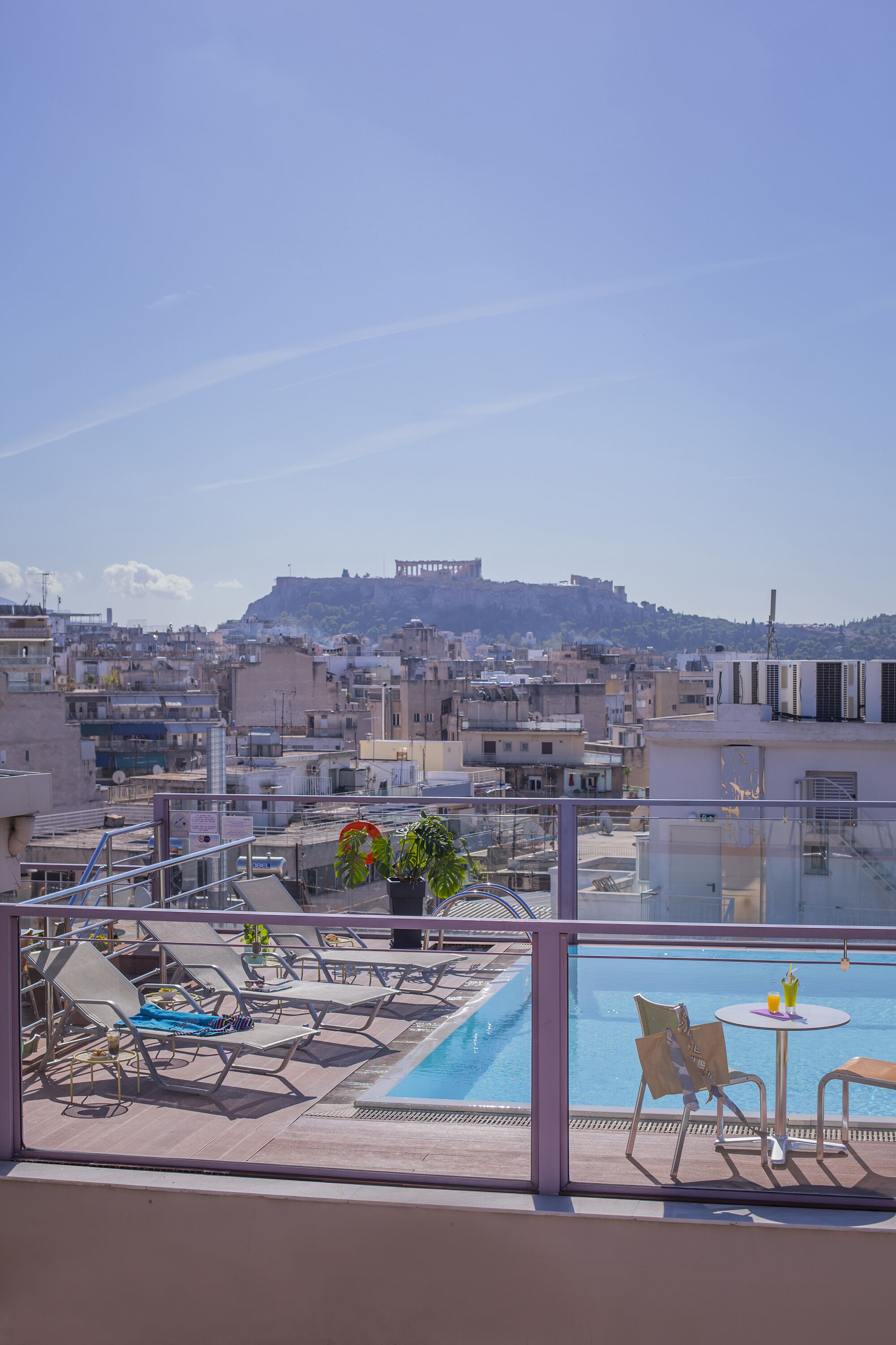 Novus City Hotel