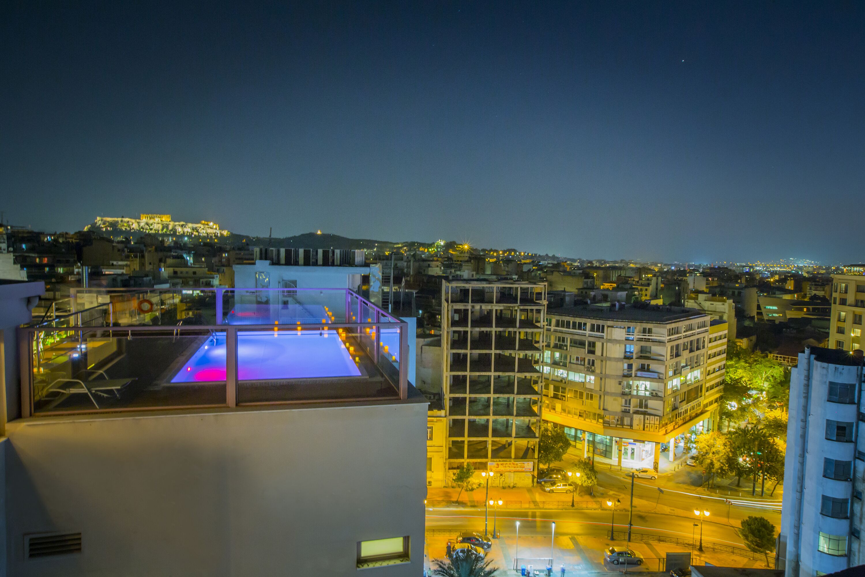 Novus City Hotel