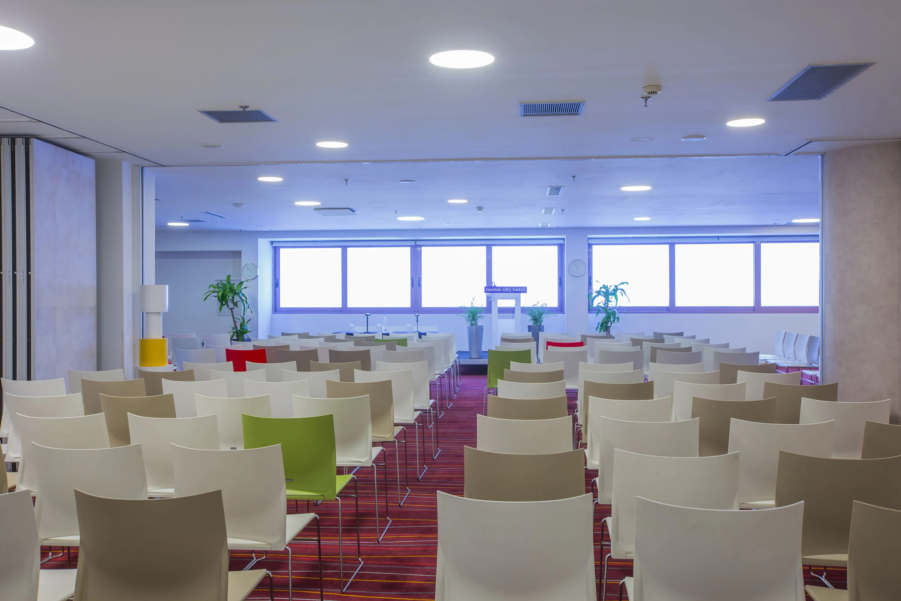 Novus City Hotel