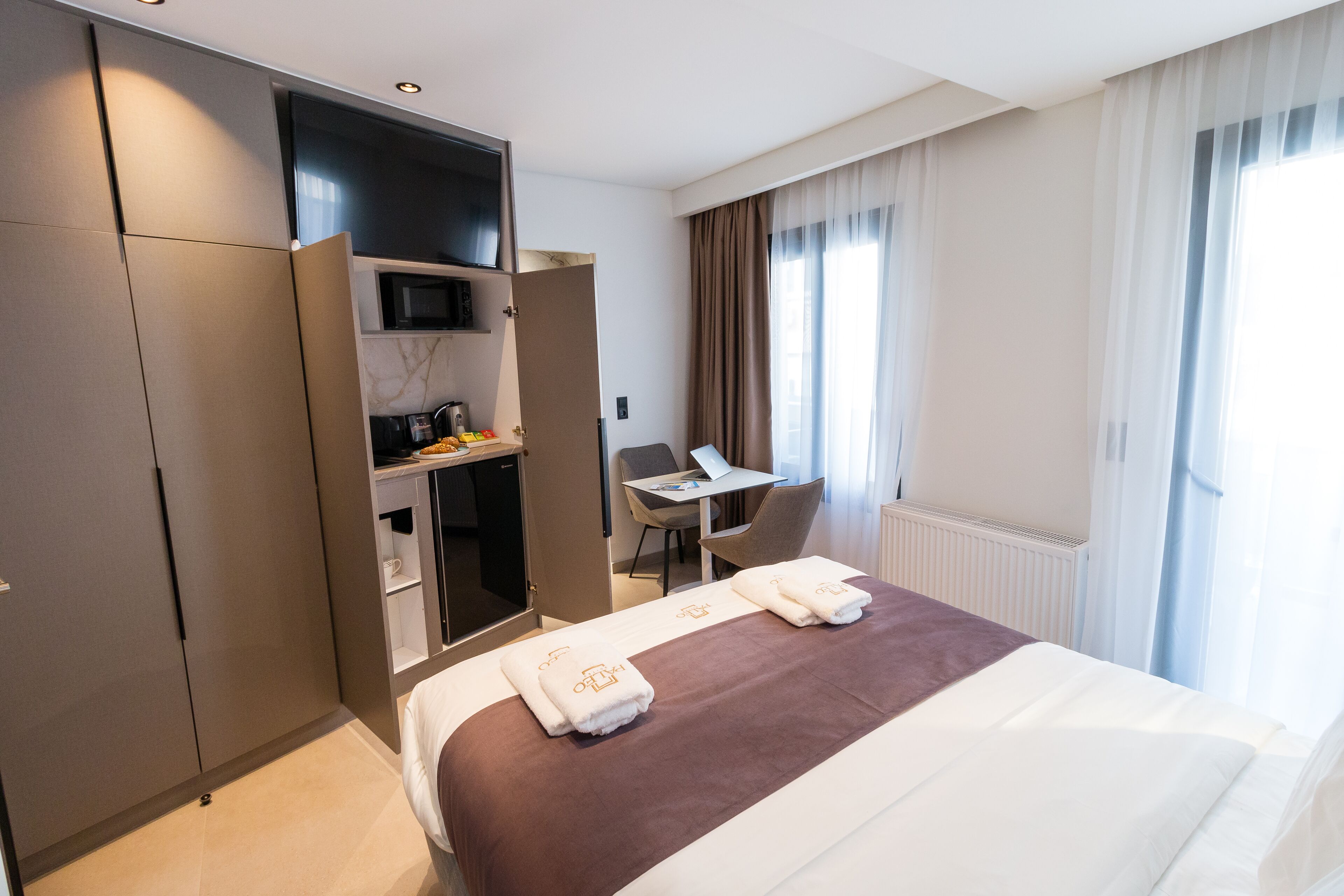 Paleo Suites