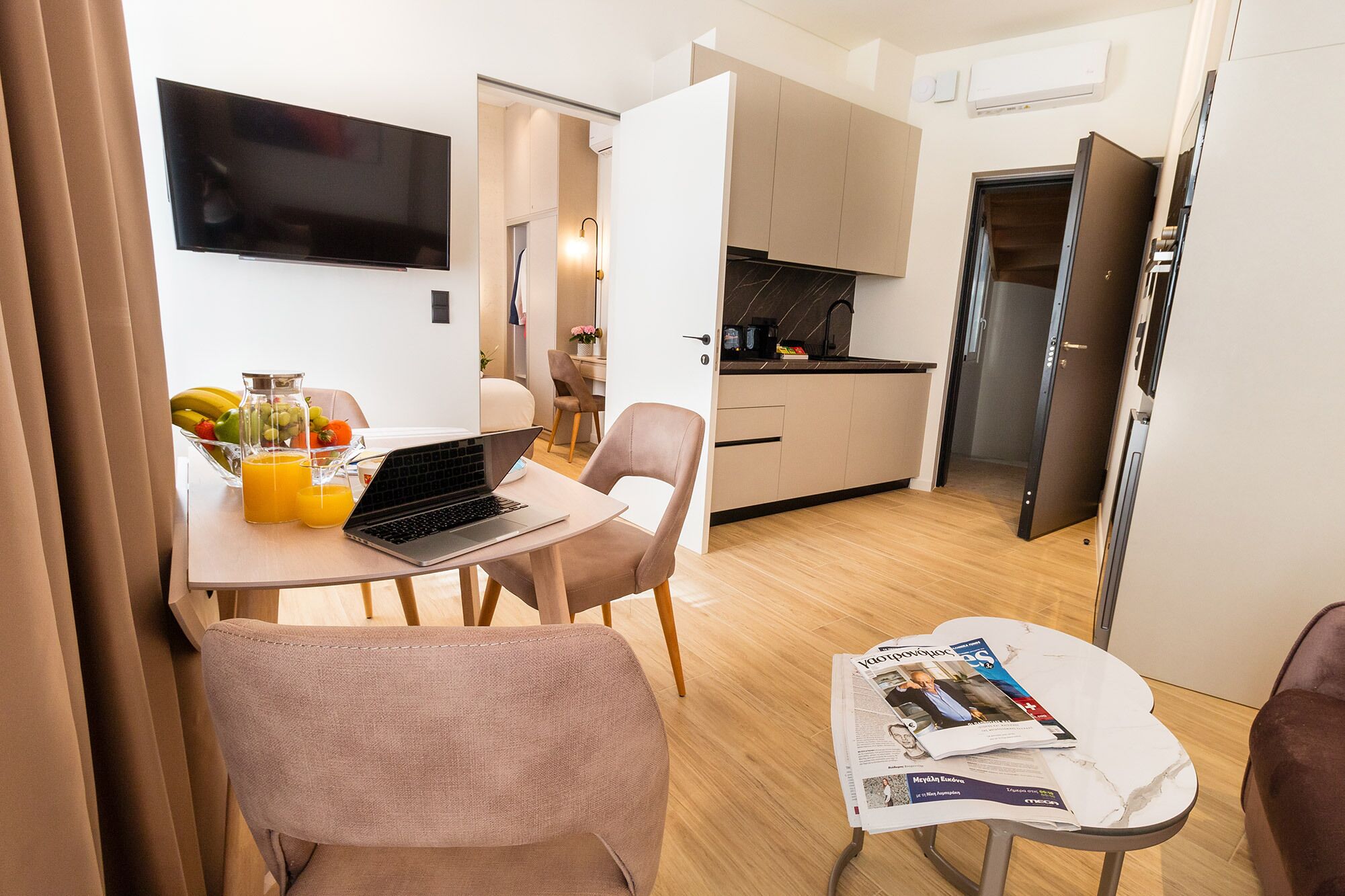 Paleo Suites