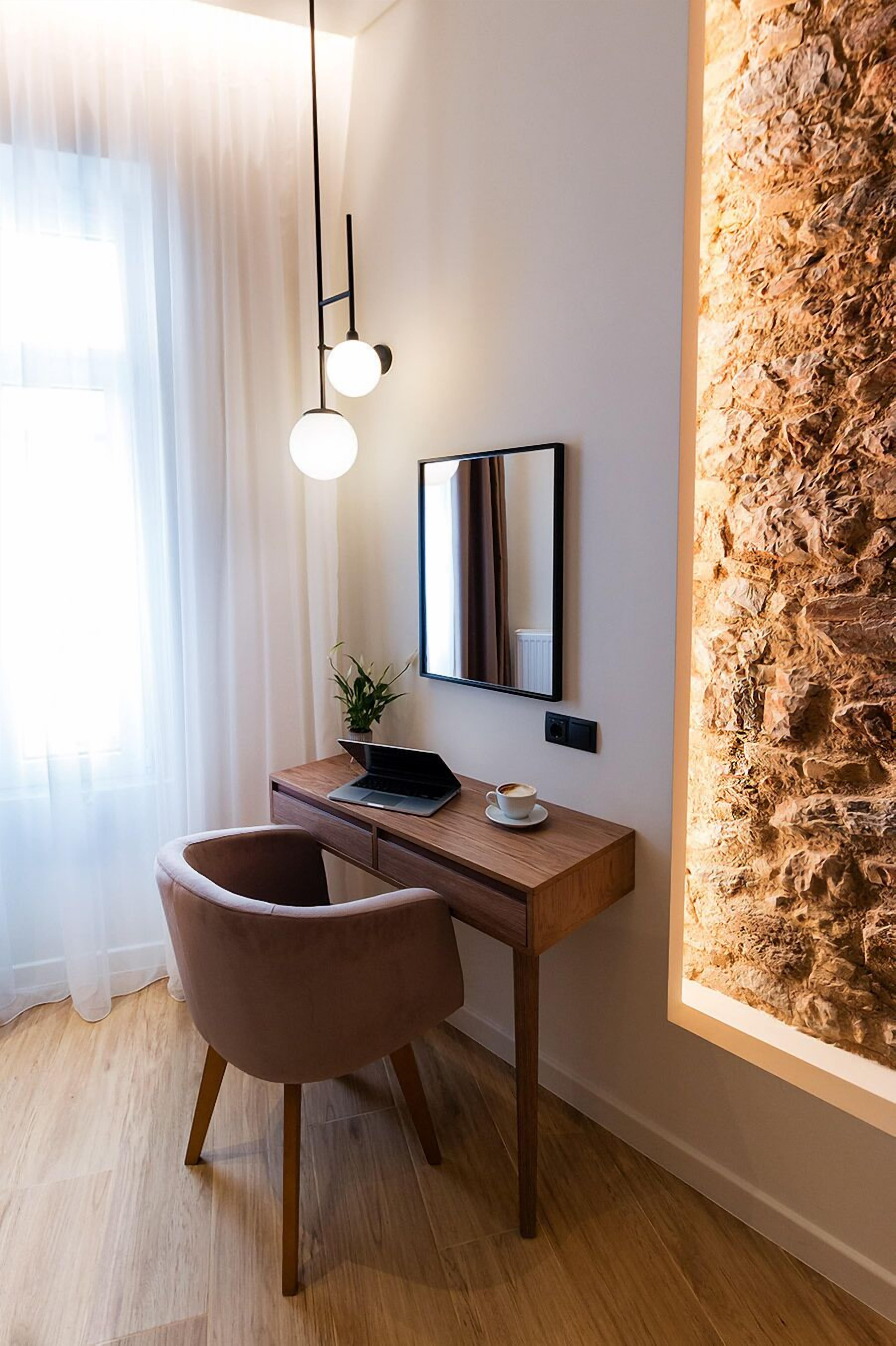 Paleo Suites