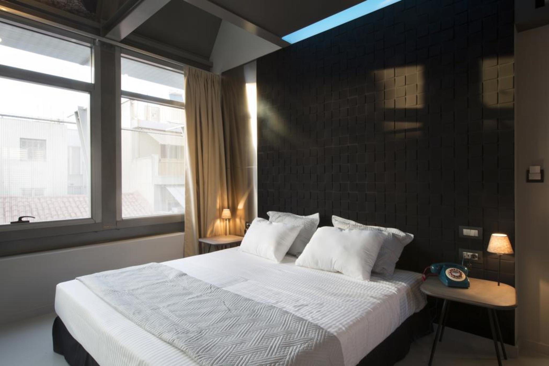 Pi Athens Suites