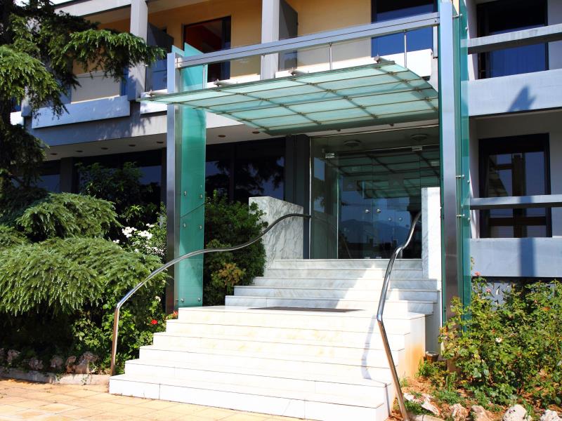 Pines Hotel