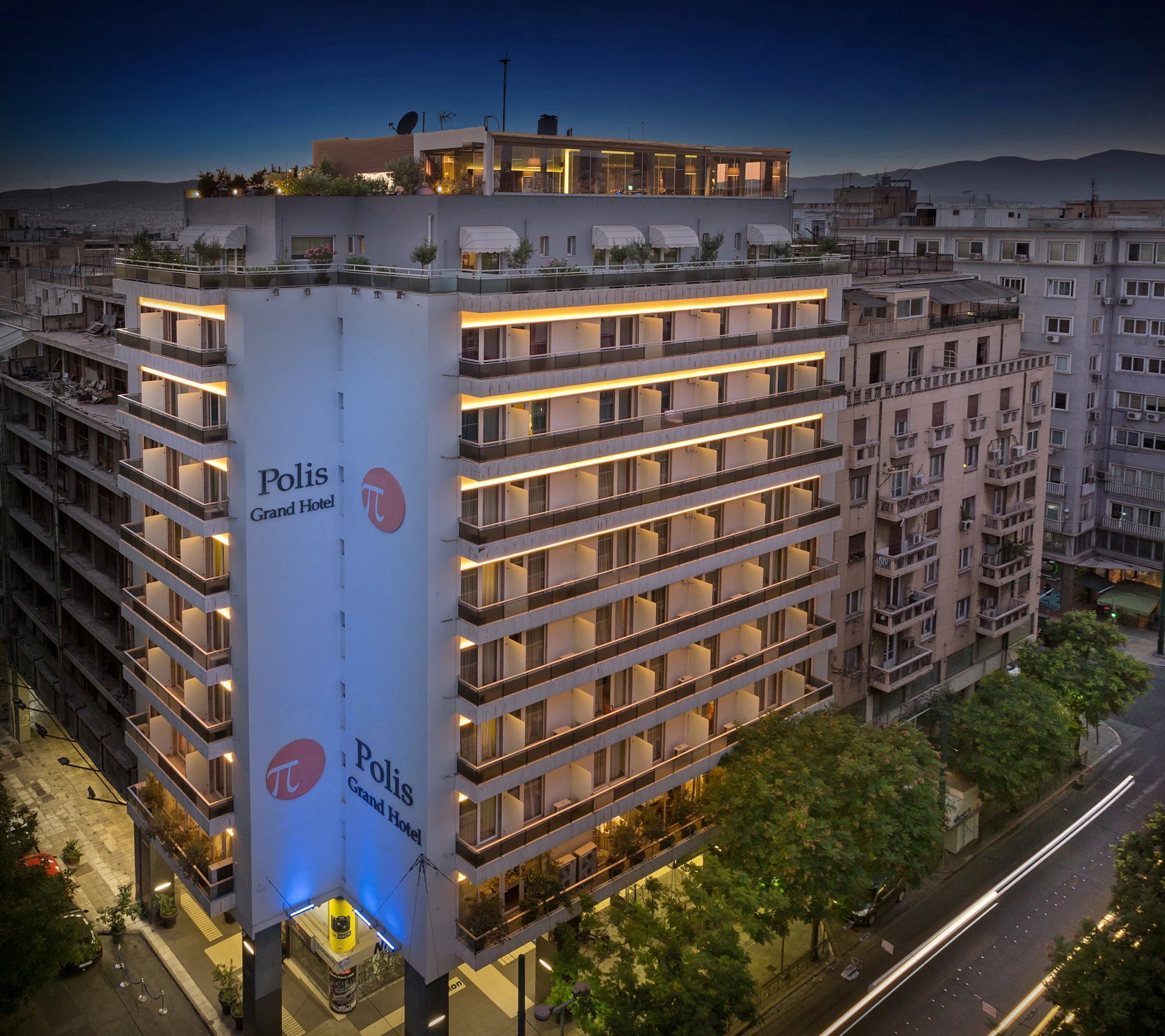 Polis Grand