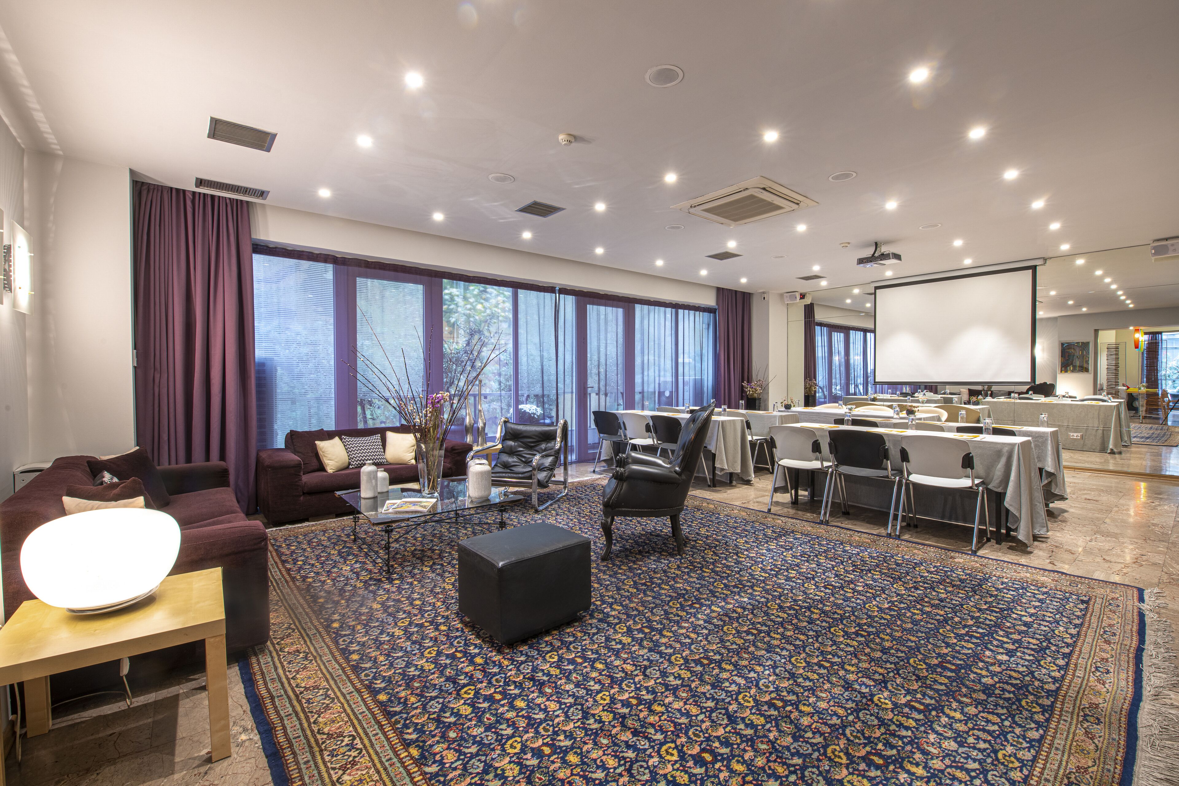 Polis Grand