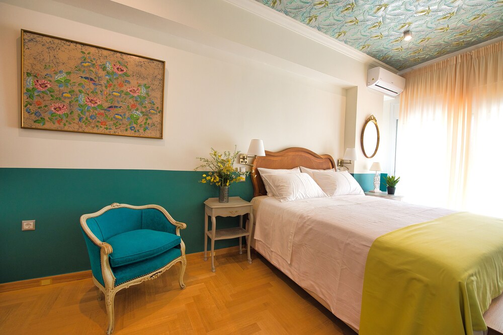 Rastoni Athens Suites