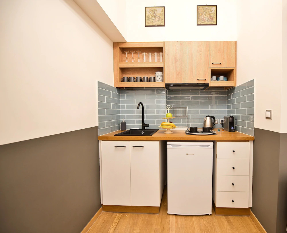 Rastoni Athens Suites