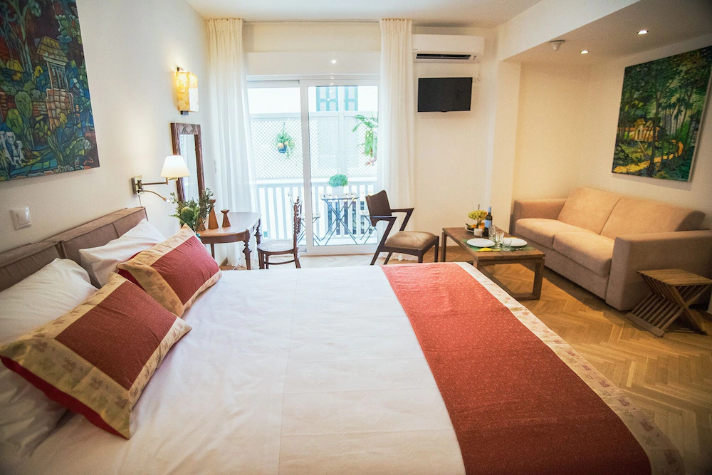 Rastoni Athens Suites