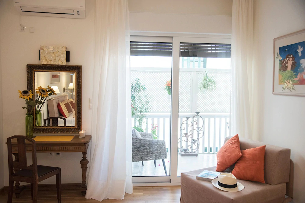 Rastoni Athens Suites
