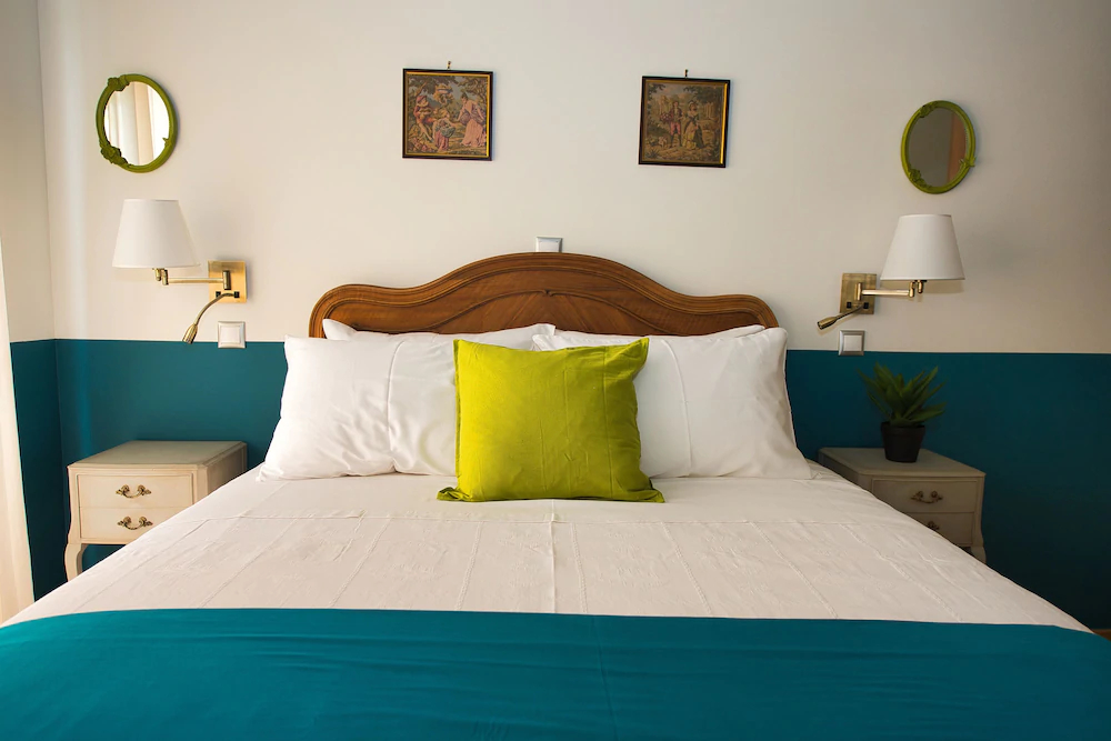 Rastoni Athens Suites