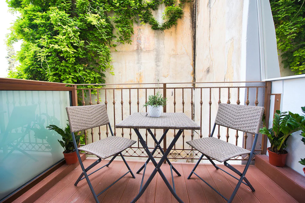Rastoni Athens Suites