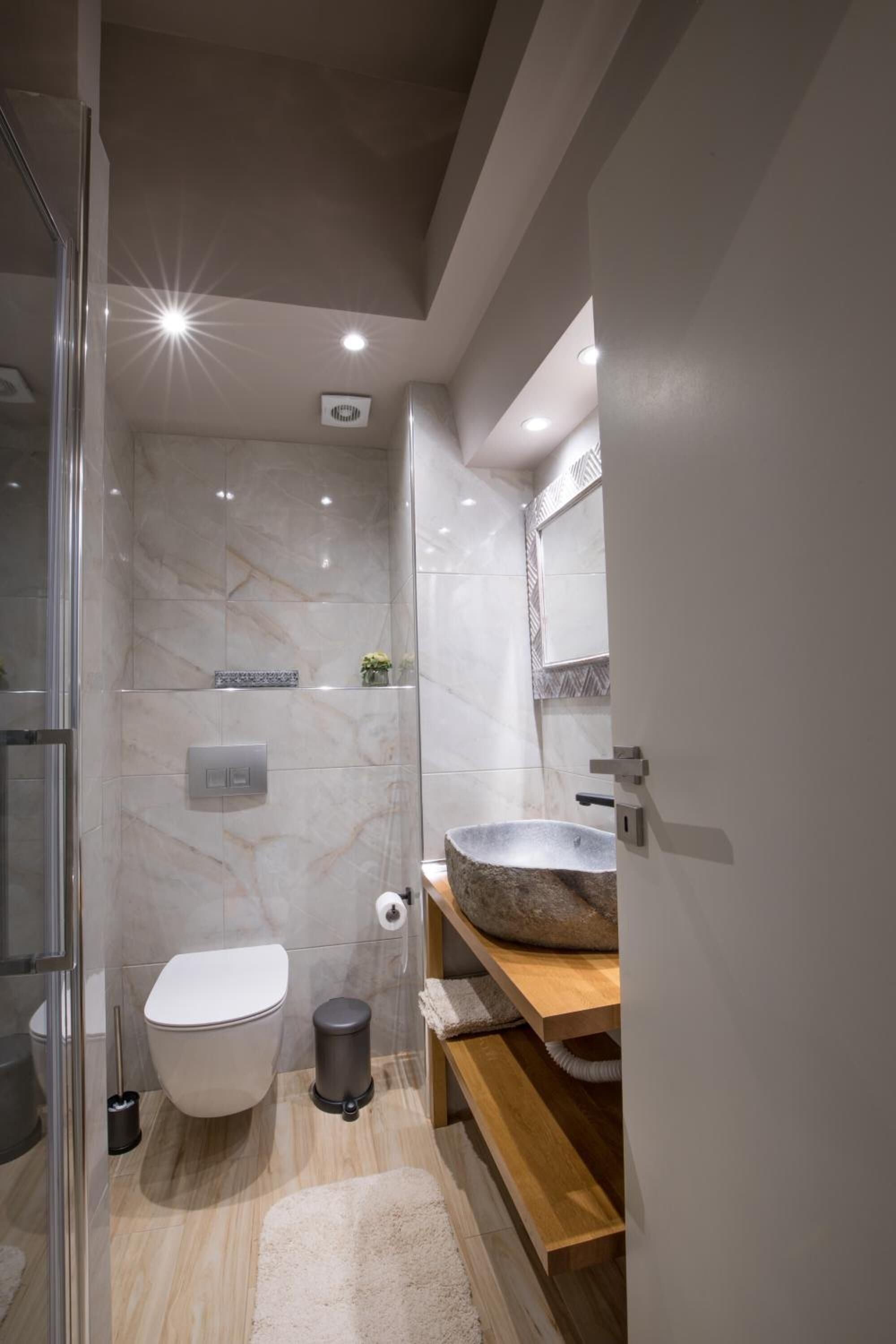 Rastoni Athens Suites Tsatsou Street