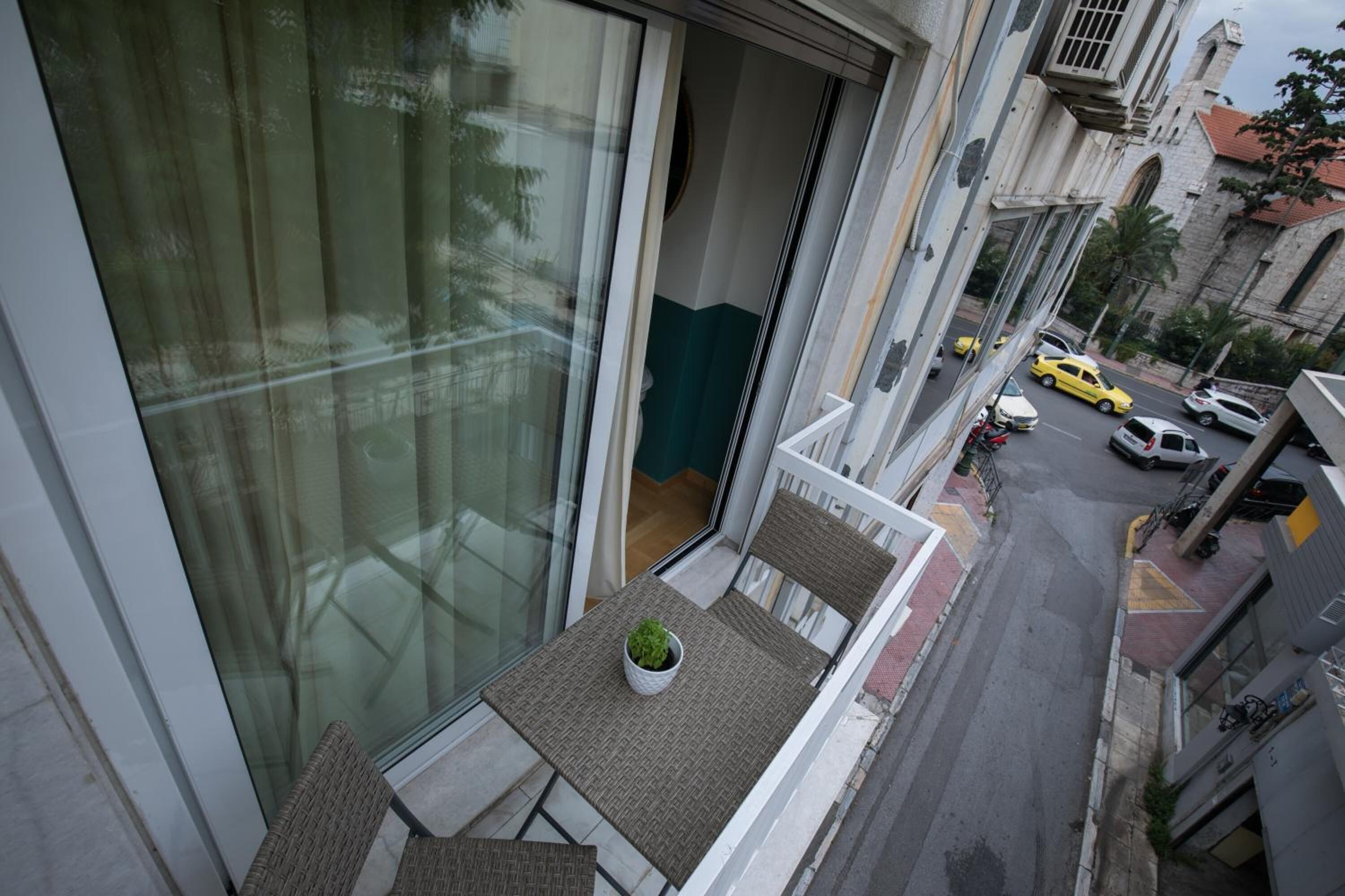 Rastoni Athens Suites Tsatsou Street