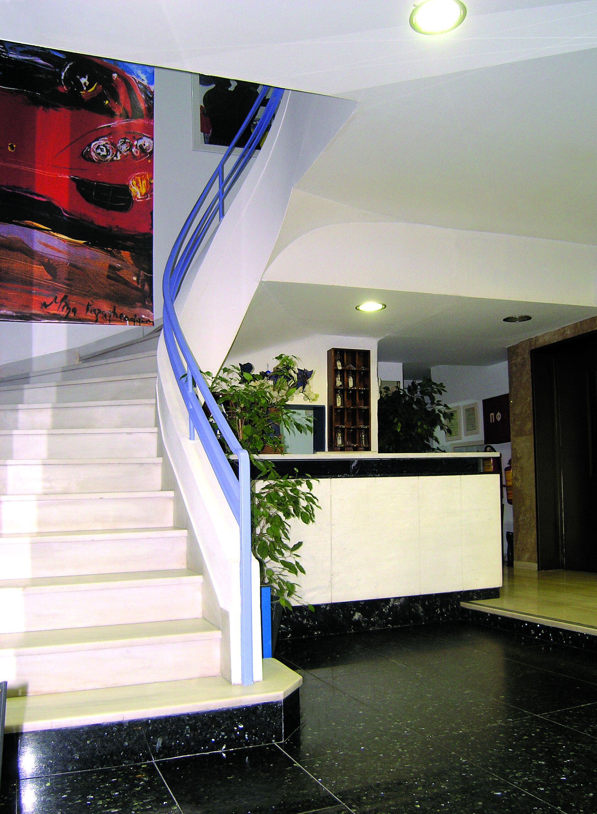 Roy Hotel