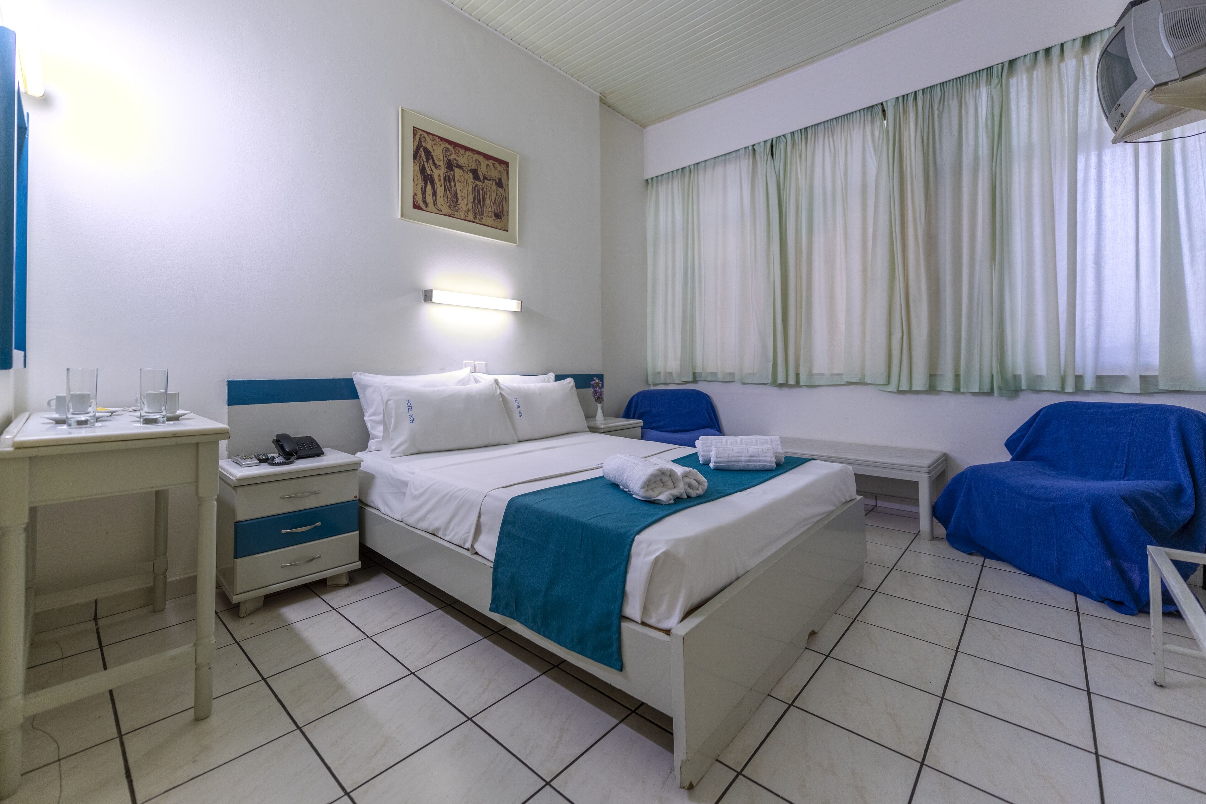 Roy Hotel
