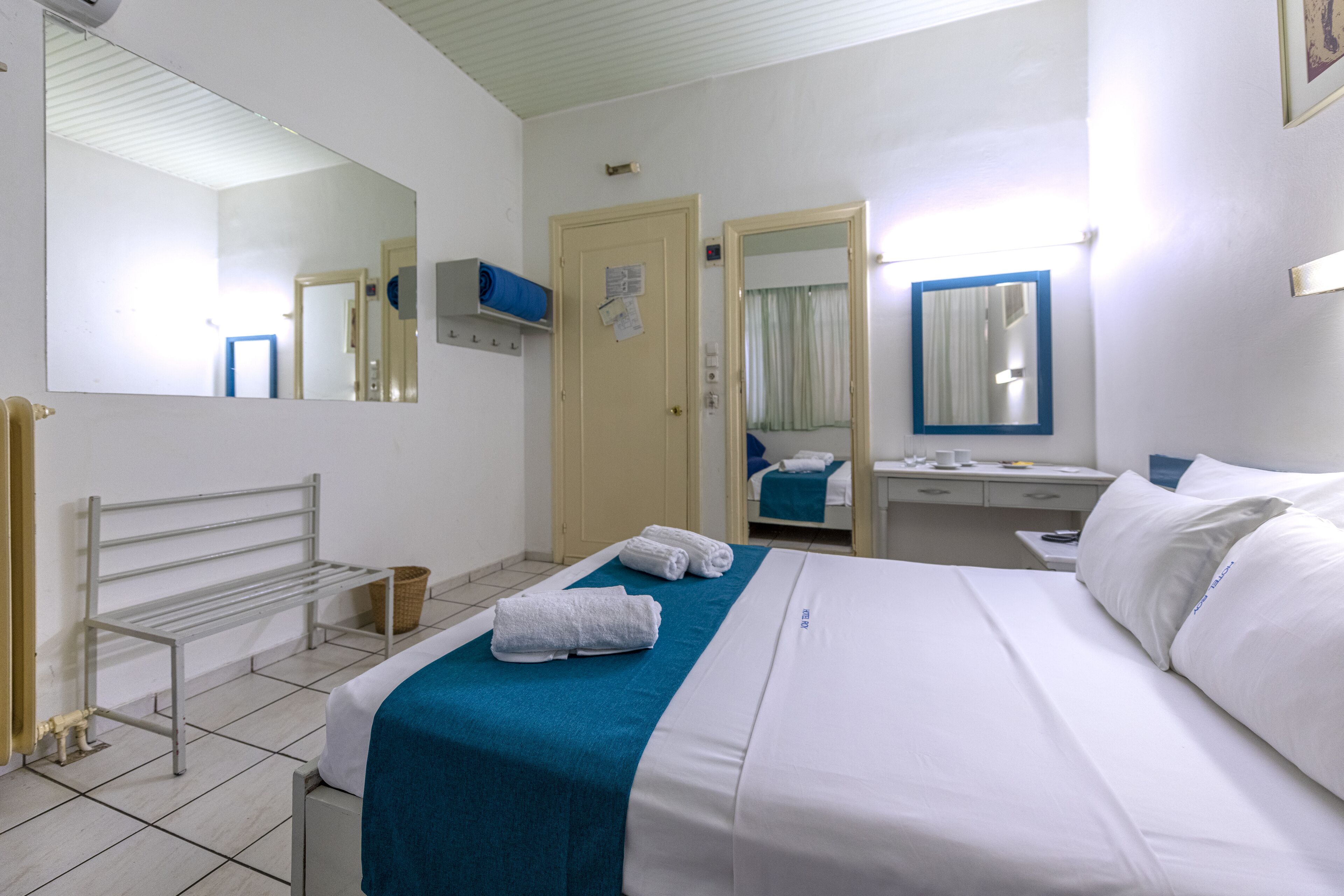 Roy Hotel