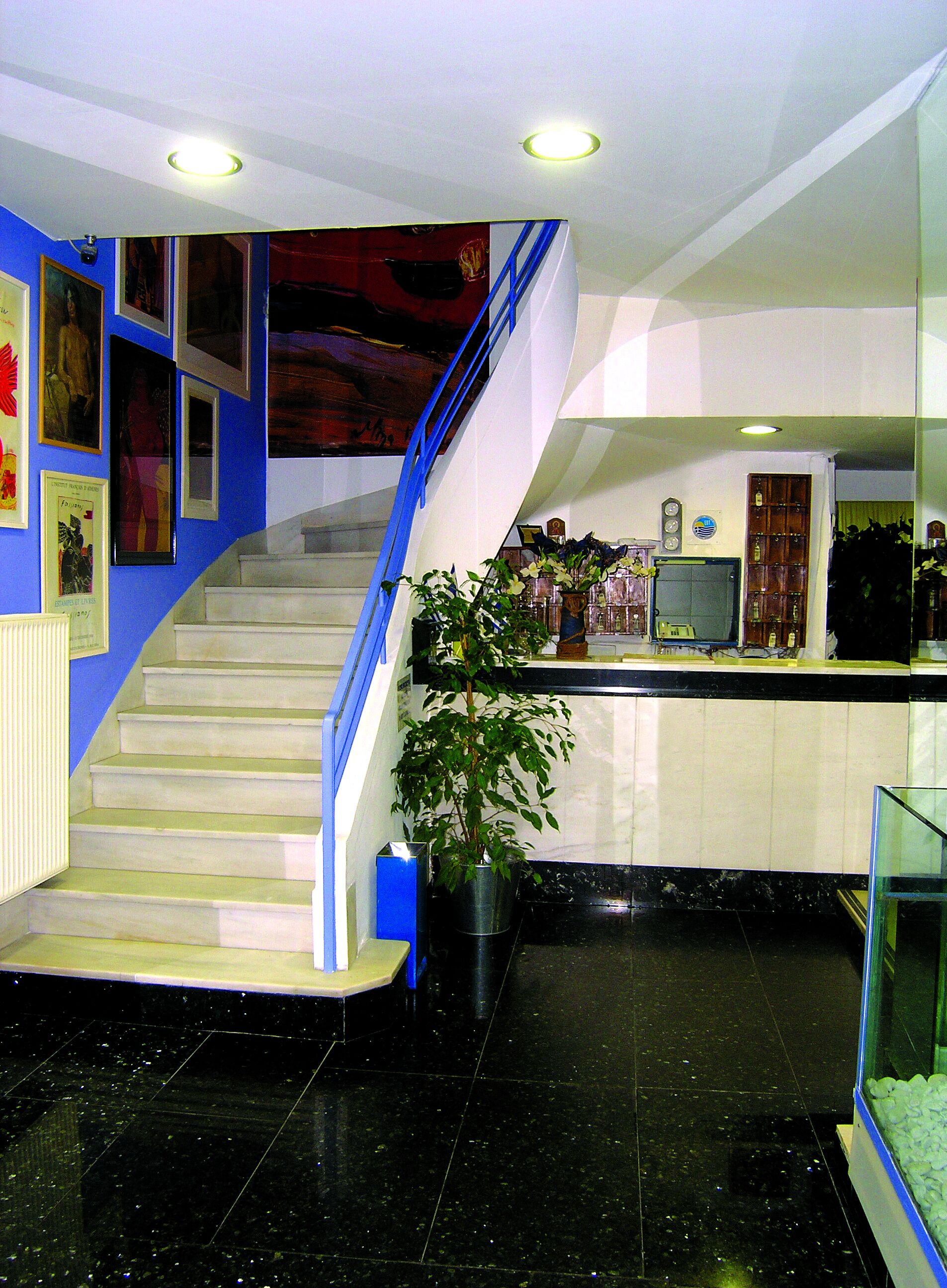 Roy Hotel