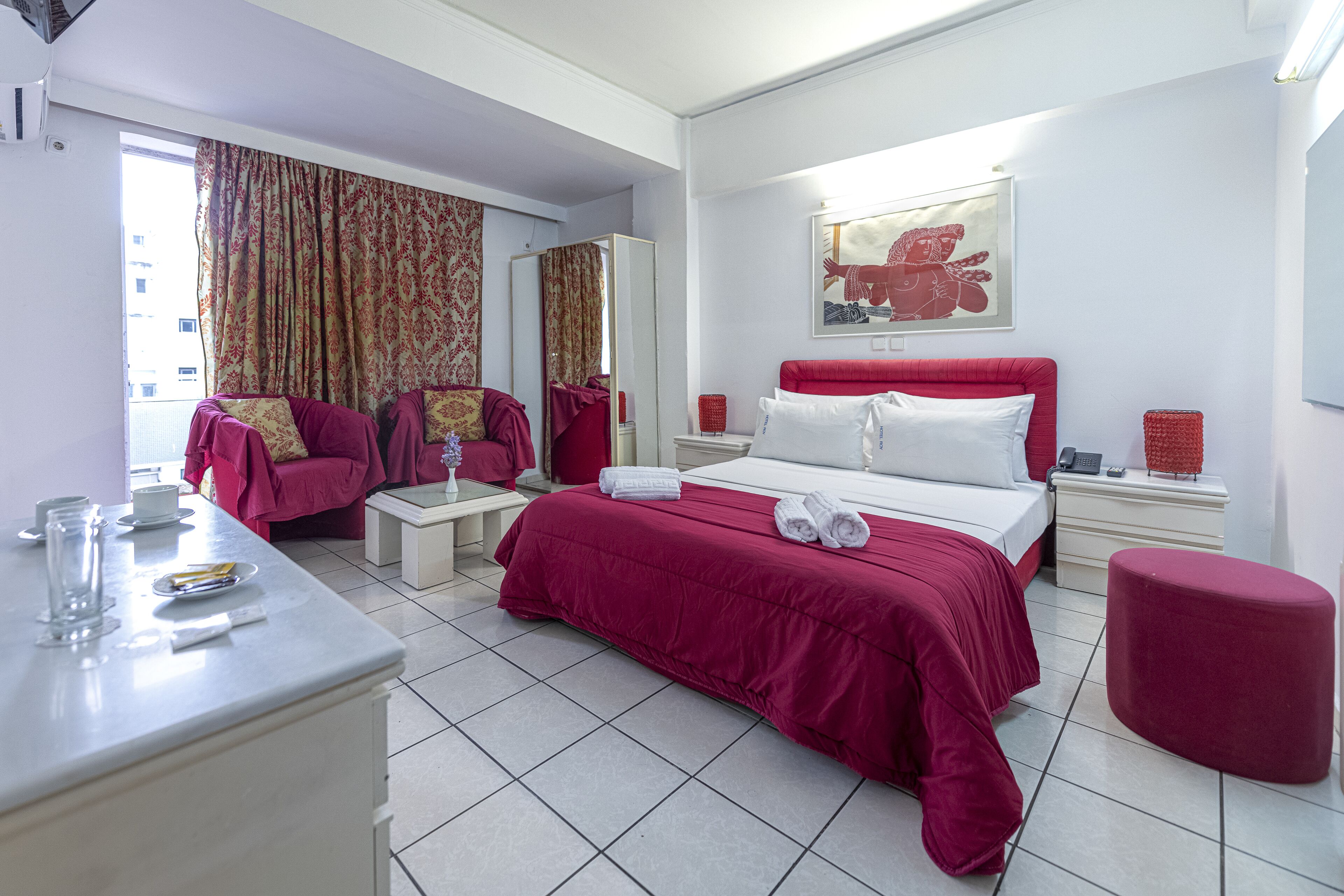 Roy Hotel