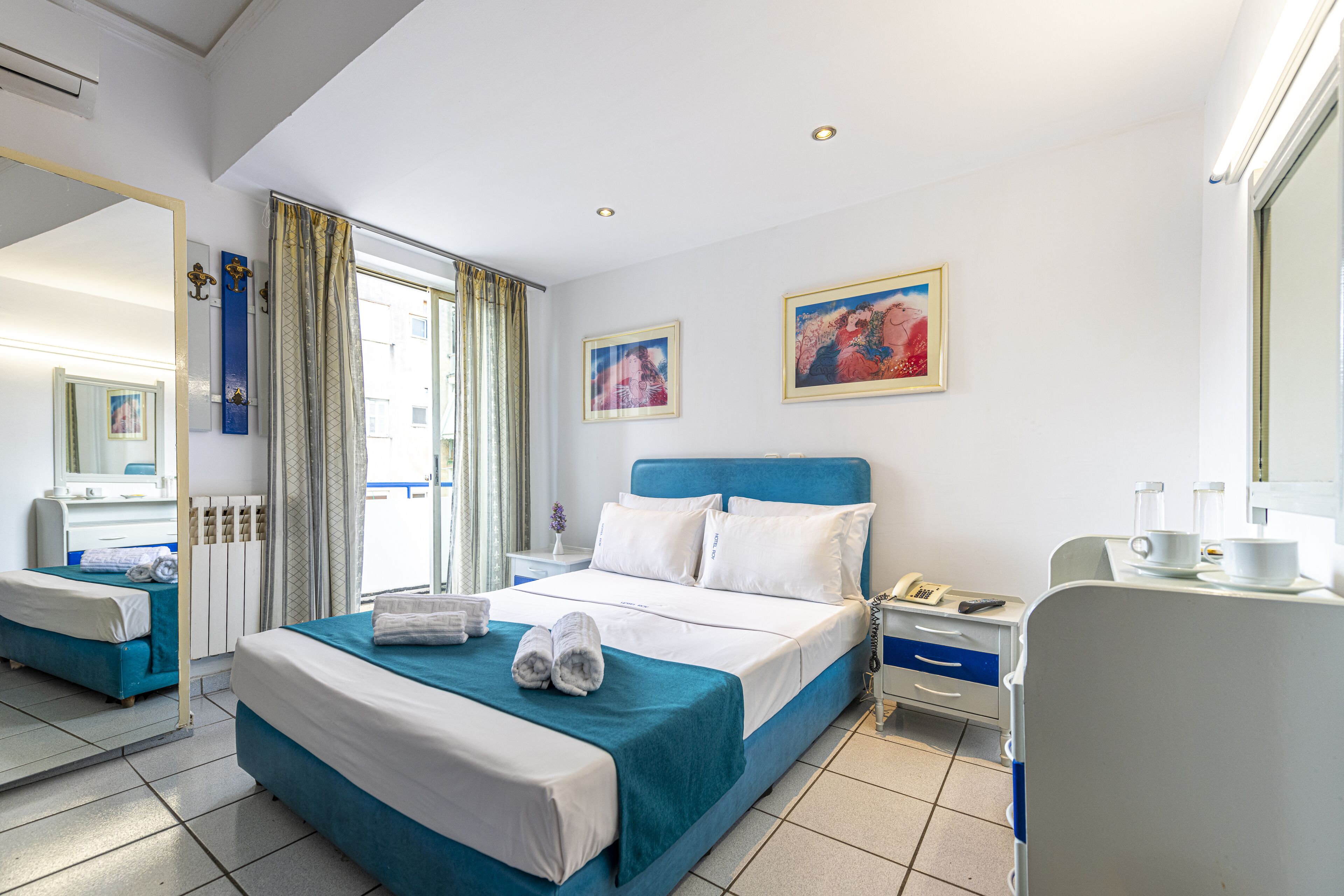 Roy Hotel